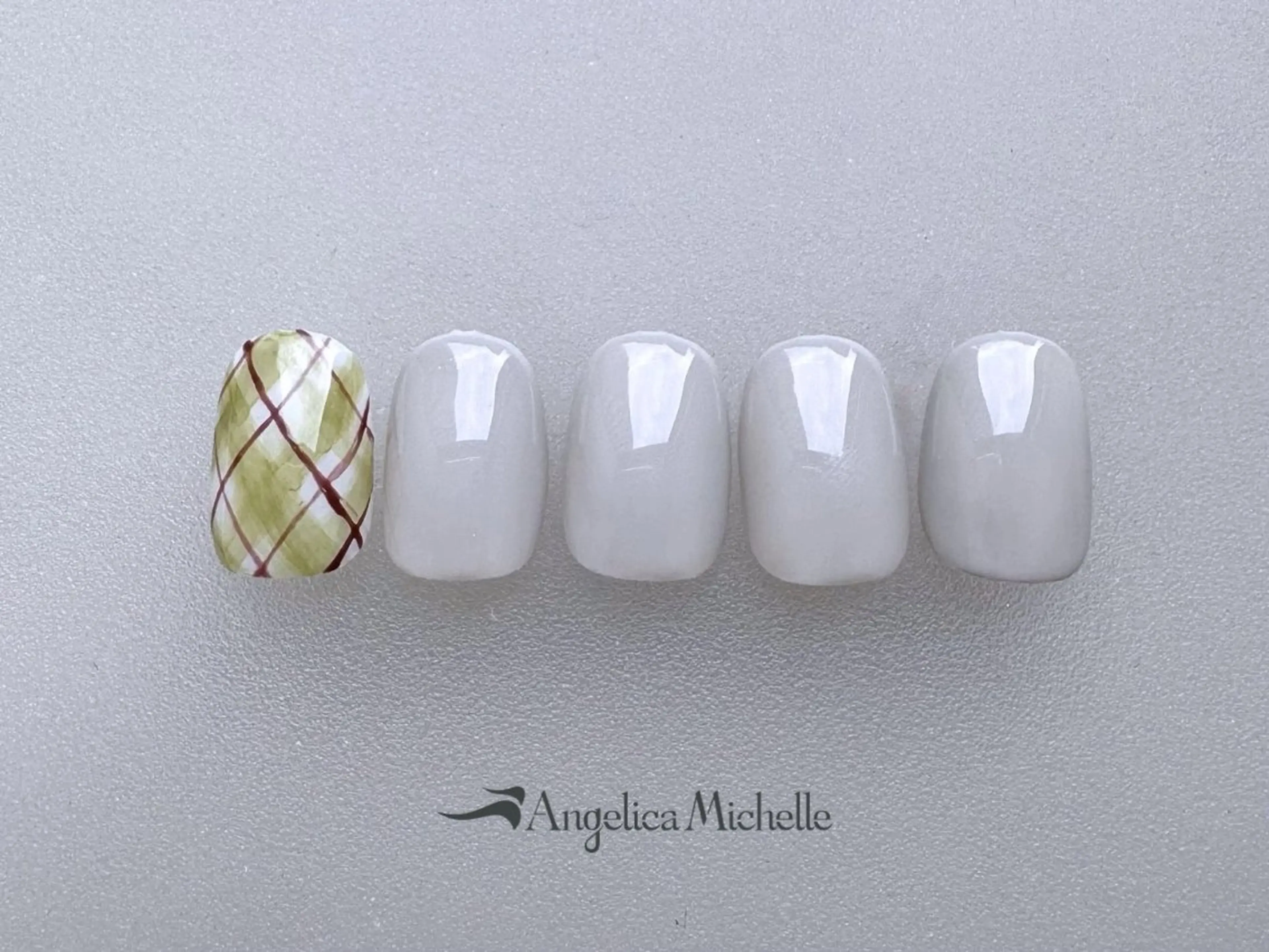 ネイル Koyano 🫧のネイルデザイン