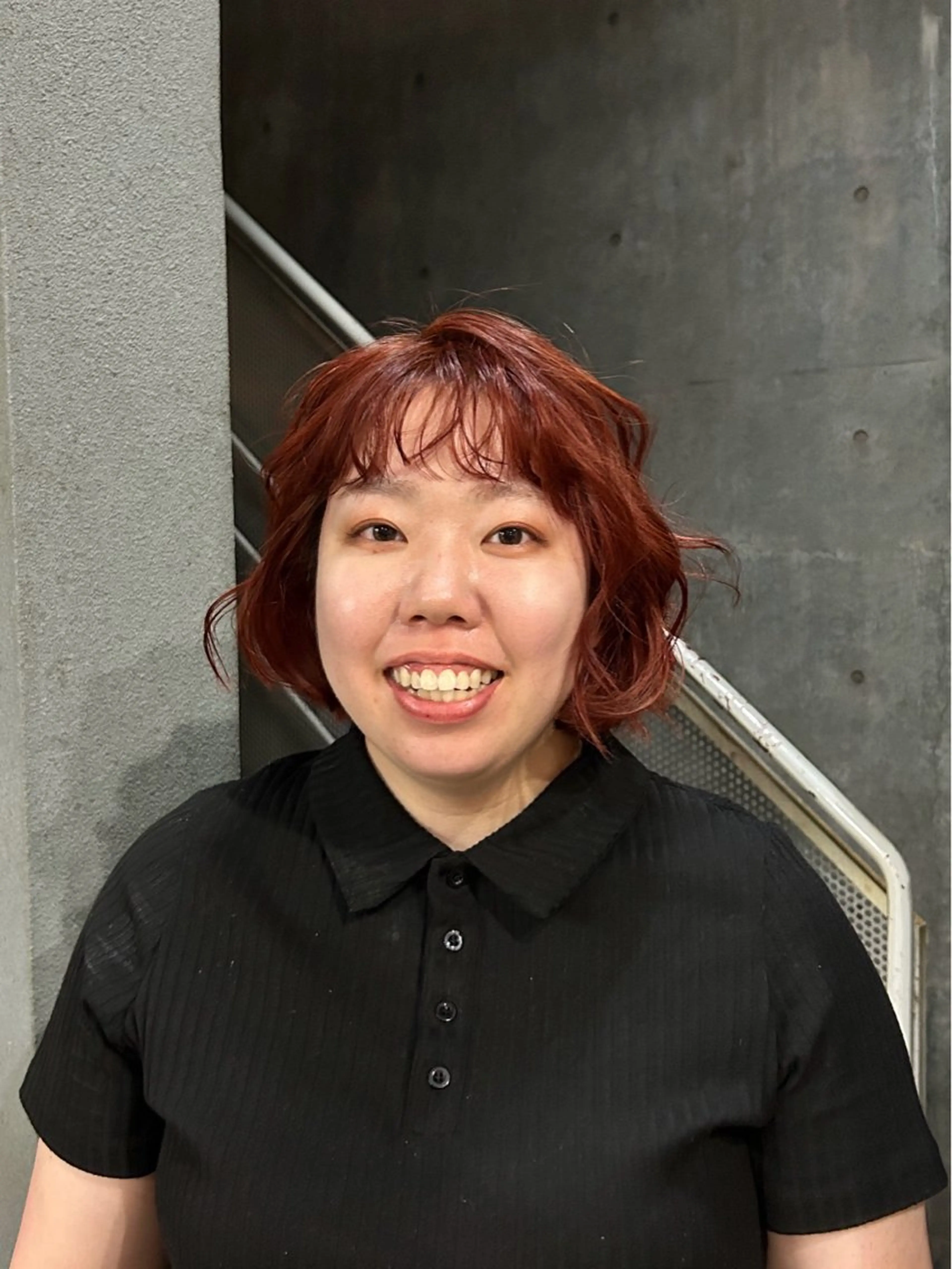 ショート カラー ヘアカラー Hiyo 外国人風くせ毛パーマのヘアスタイル