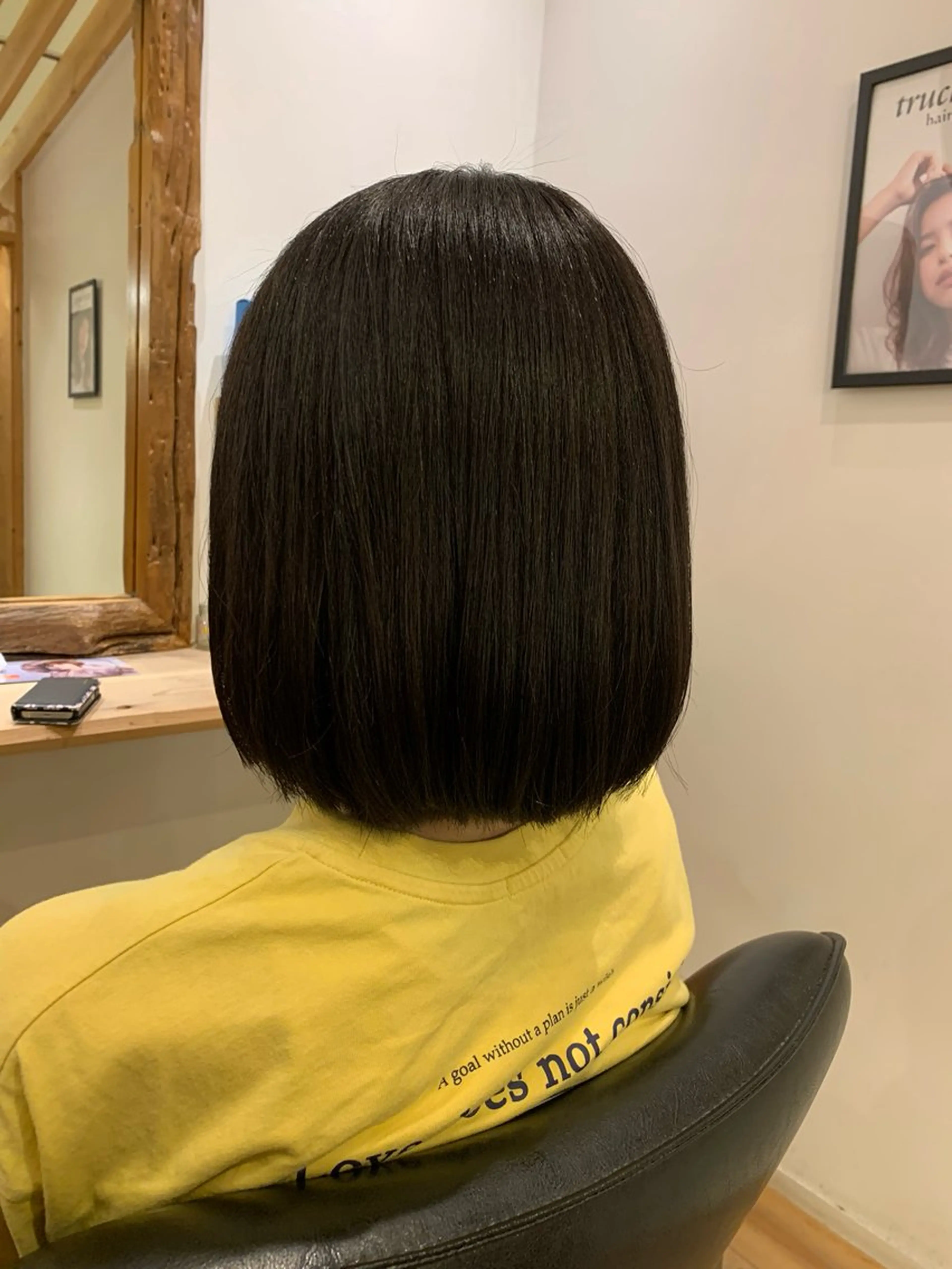 ミディアム 福井 優のヘアスタイル