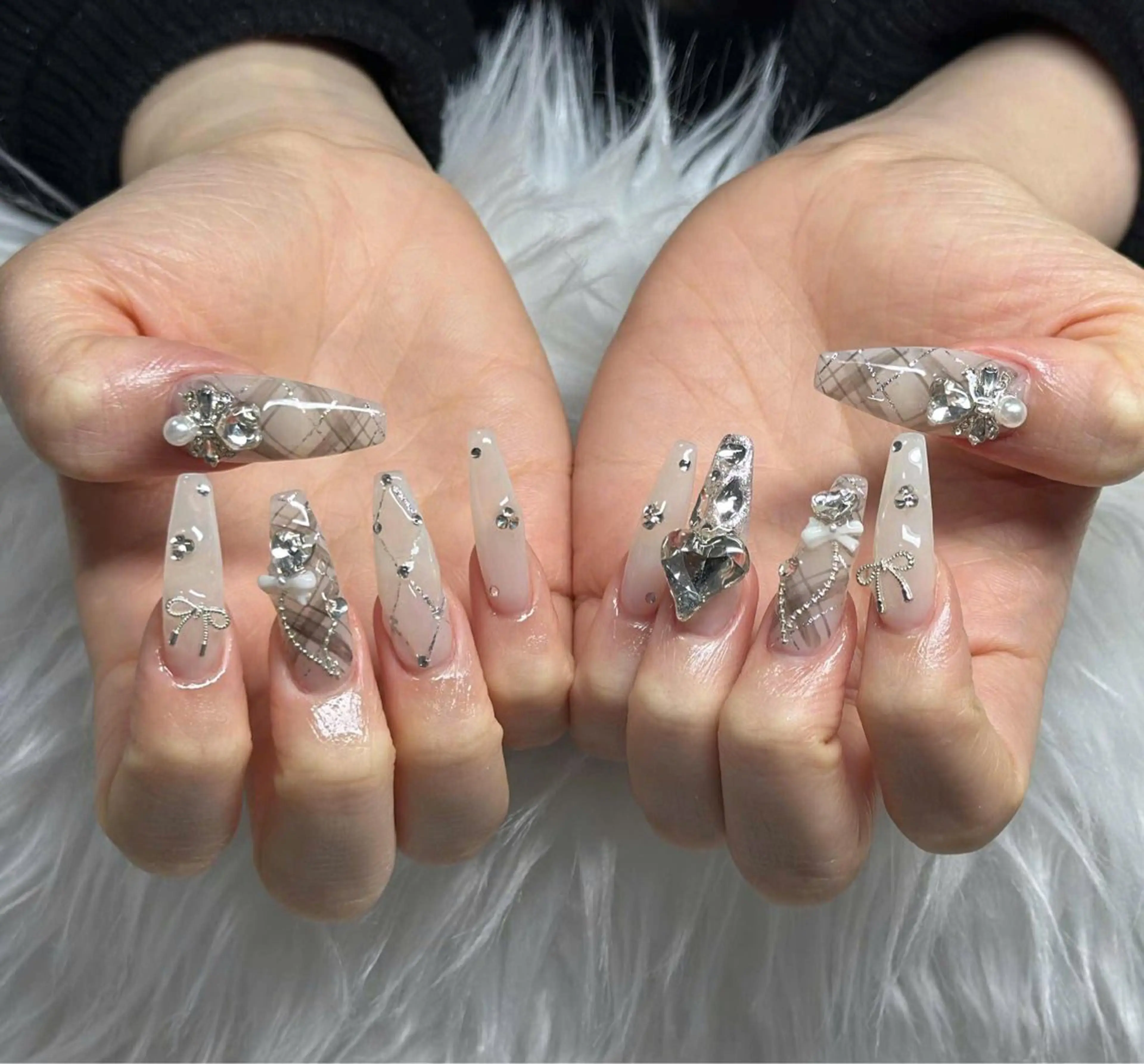 ネイル フレンチネイル ジェルネイル ハロウィン 韓国ネイル マグネットネイル ハンドネイル Hbaby nailのネイルデザイン