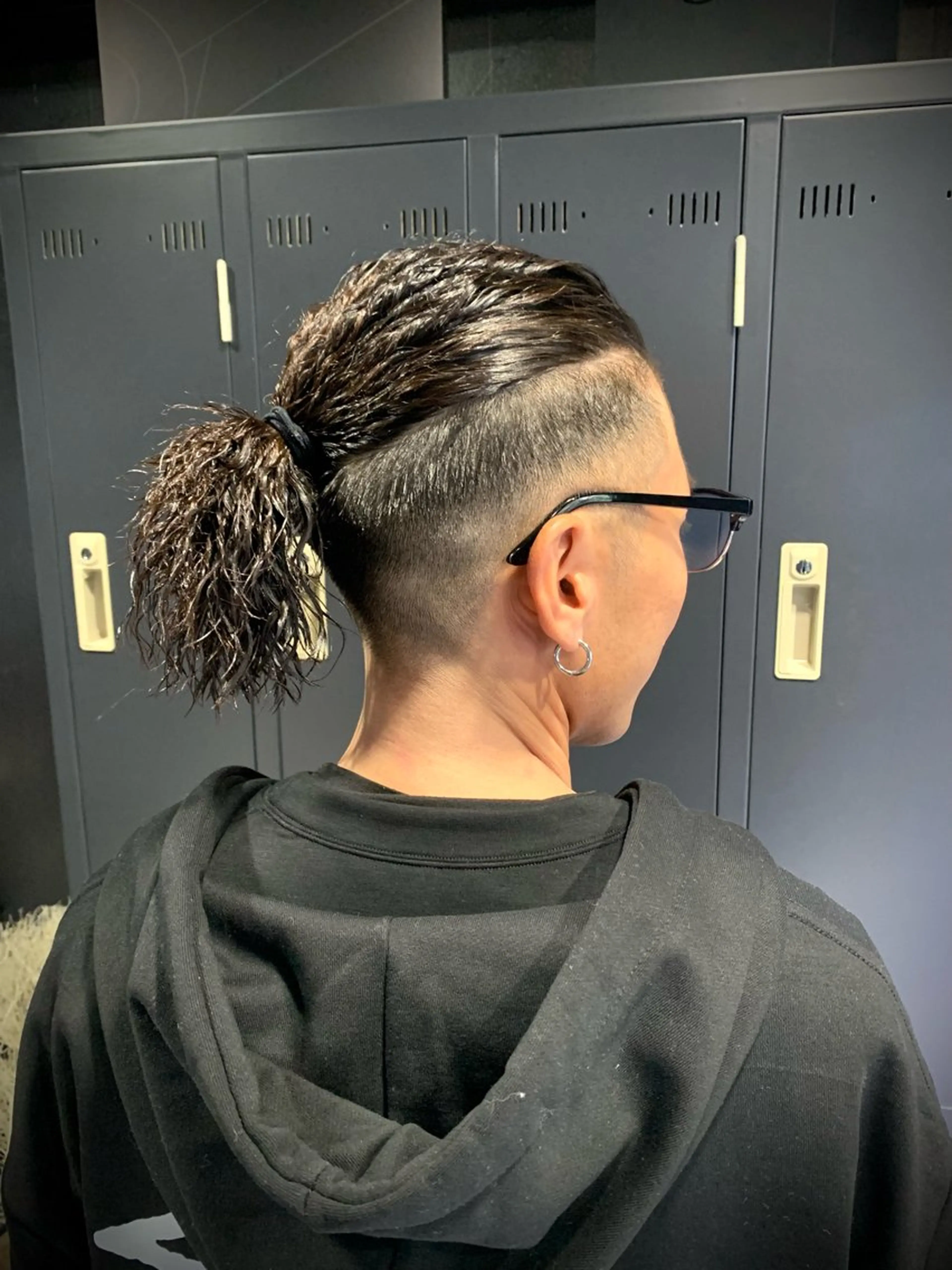 ミディアム メンズ マンバンヘア カット パーマ トリートメント ヘアセット メンズパーマ/難波/ 心斎橋　室園亮佑のヘアスタイル