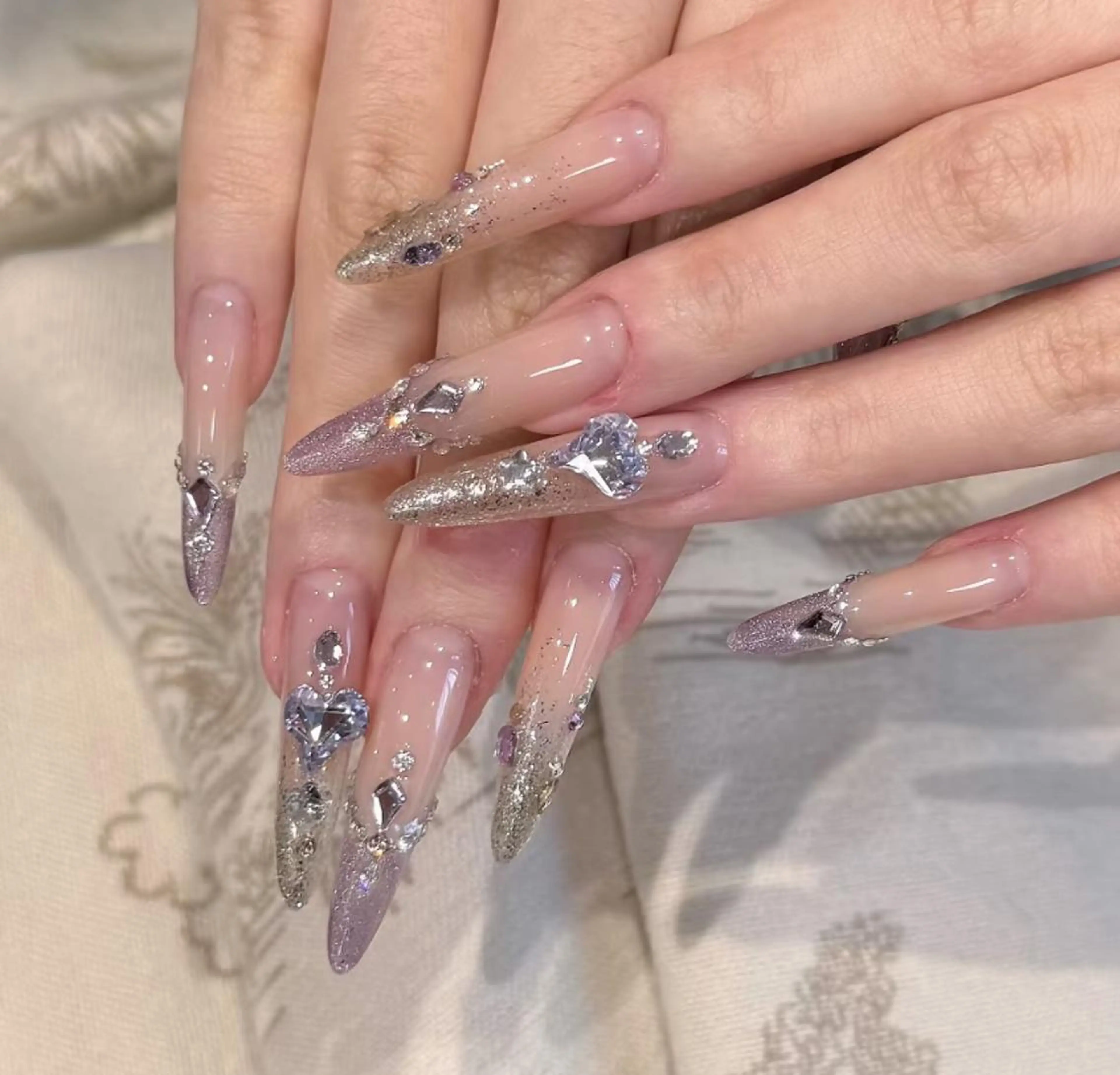 ネイル ハンドネイル エリ🫧 nail池袋東口のネイルデザイン