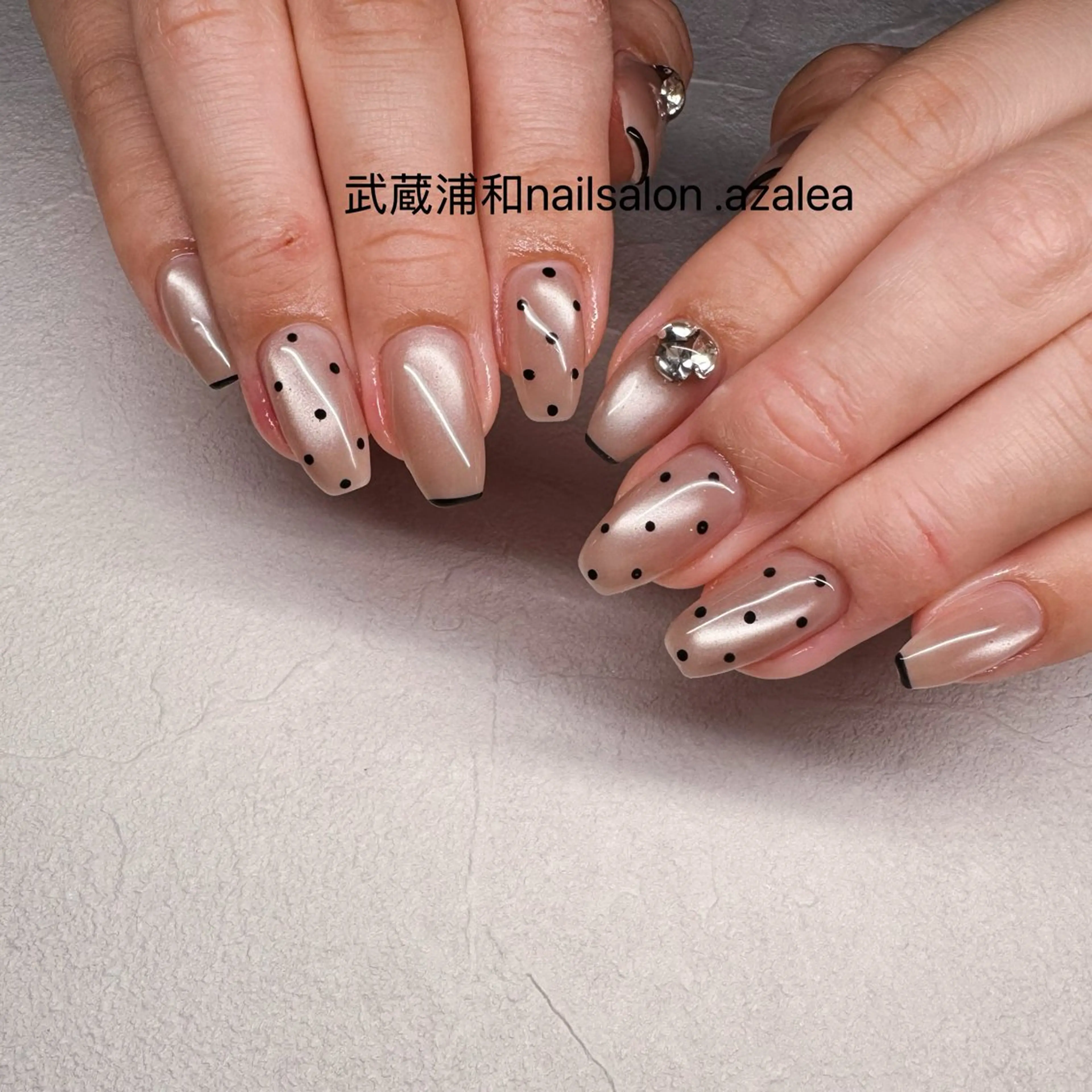 ネイル ハンドネイル R inのネイルデザイン