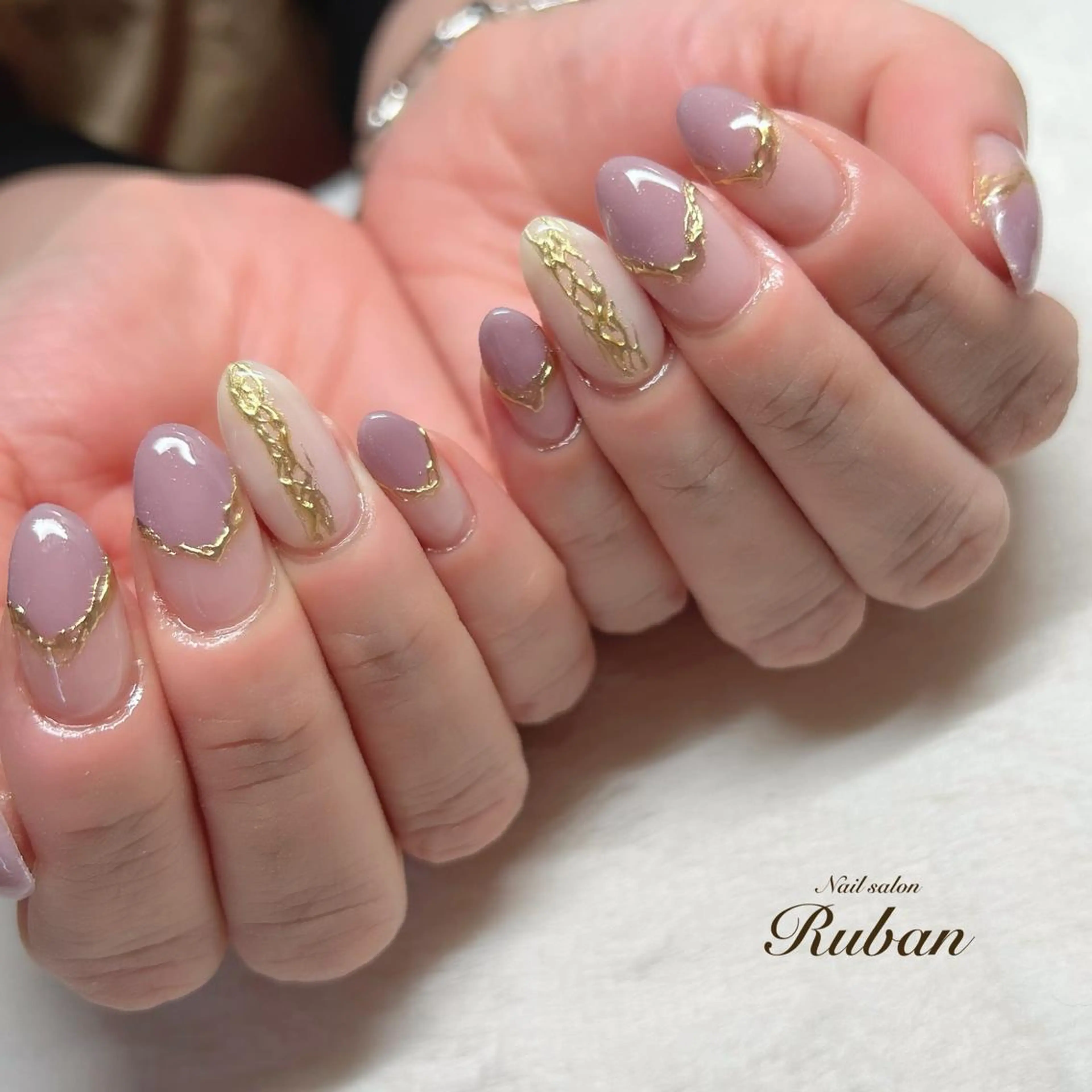 ネイル ミラーネイル ニュアンスネイル Nail salon Rubanのネイルデザイン