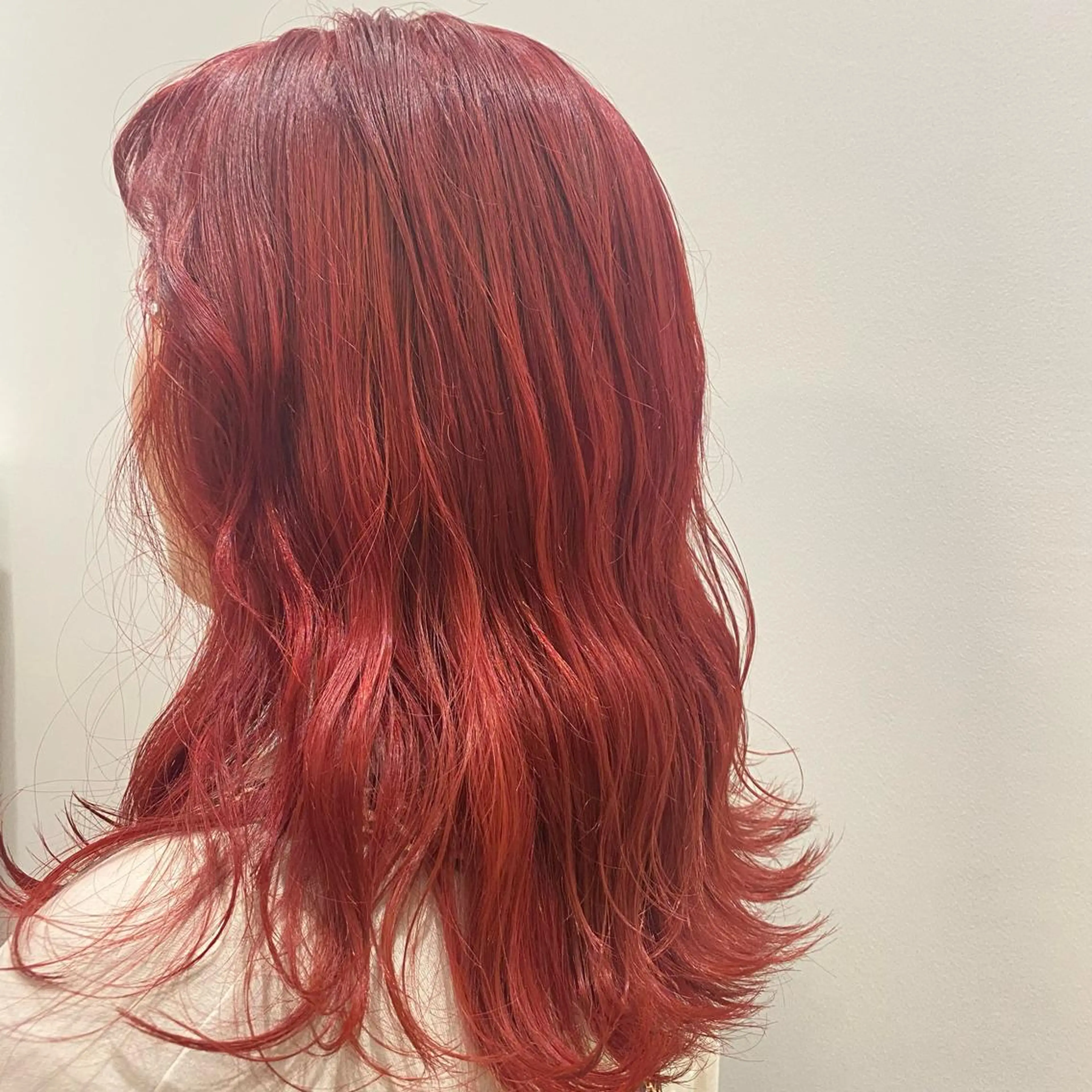 カラー 増井 彩乃のヘアスタイル