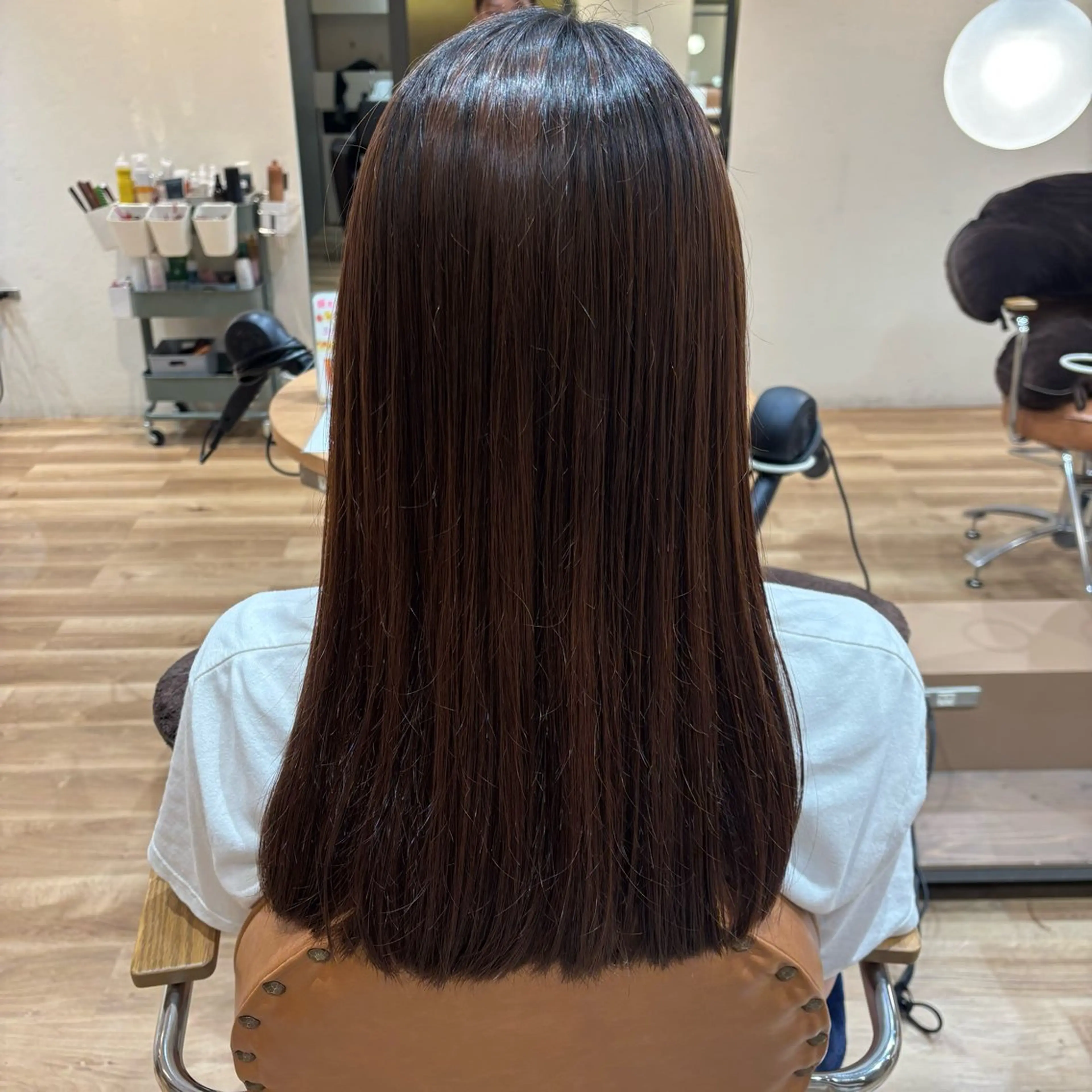 ロング ロング 小西 七菜子のヘアスタイル