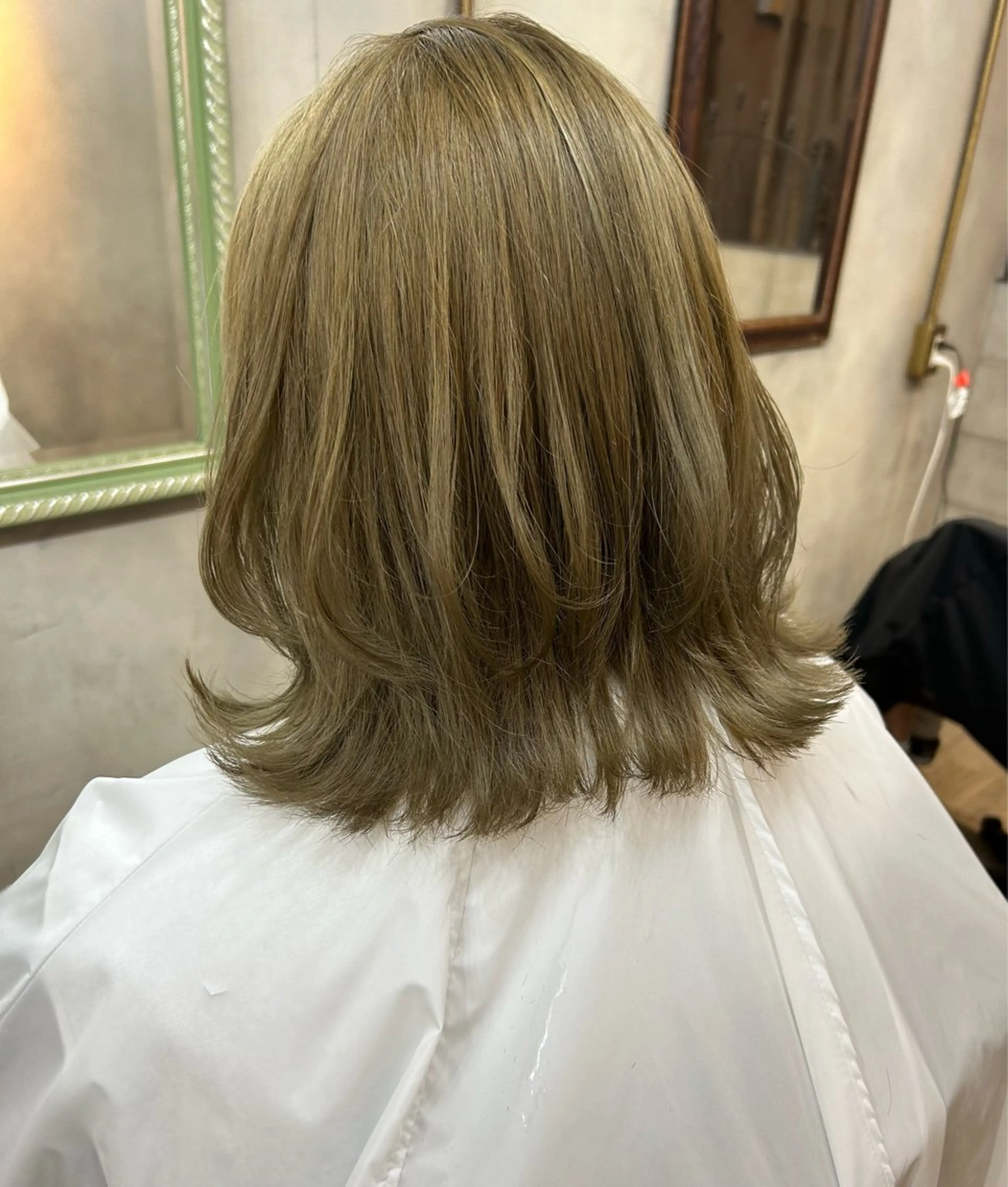 ミディアム ボブ くびれヘア 外ハネヘア manaka/カット モデル募集中📣💬のヘアスタイル