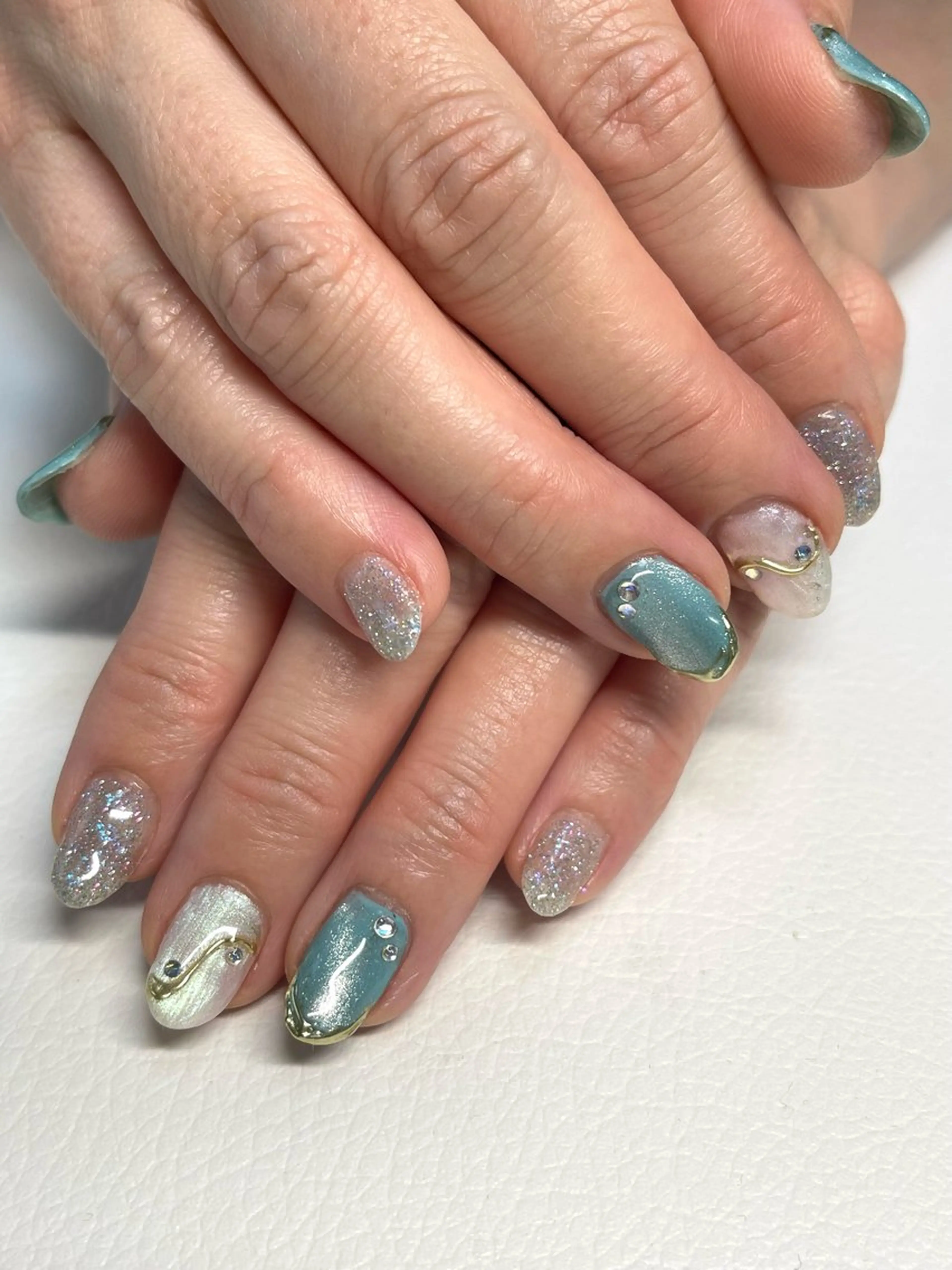 ネイル アートネイル マグネットネイル ミラーネイル Flora nailのネイルデザイン