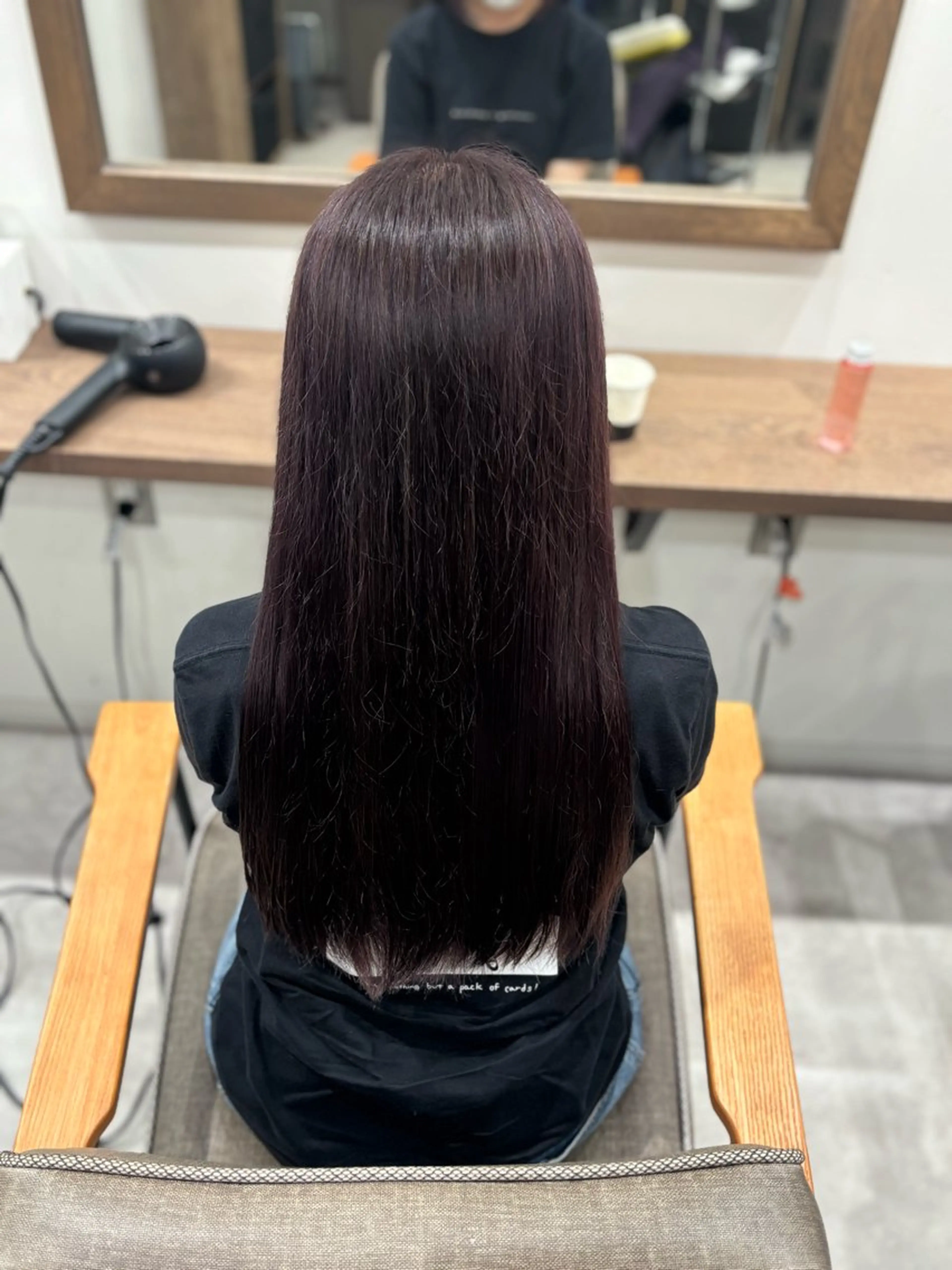 セミロング カラー ラベンダーカラー おかだ まなみのヘアスタイル