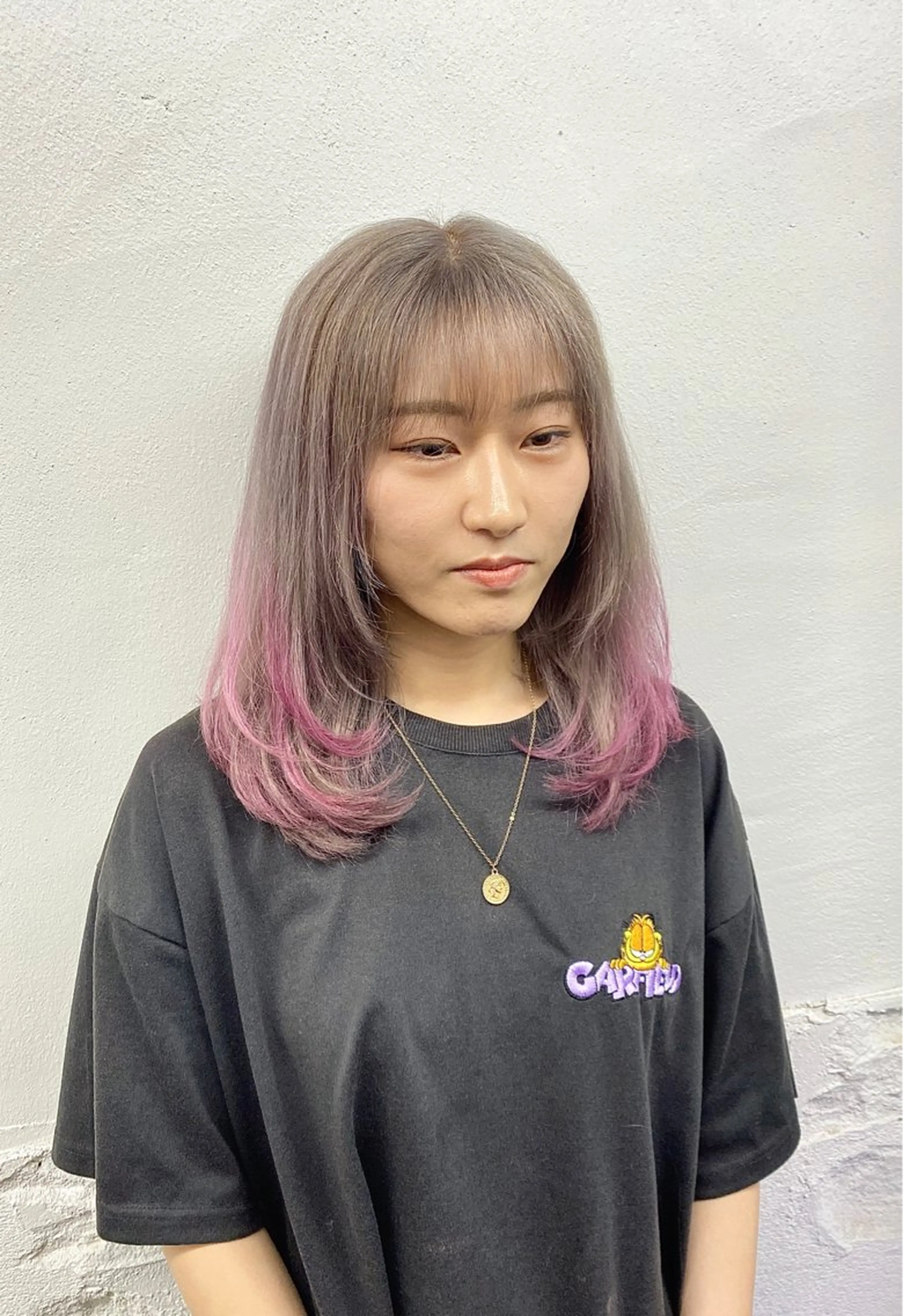 セミロング カラー ブリーチ ケアブリーチ ハイトーンカラー レイヤーカット 艶ハイトーン特化 tatsuのヘアスタイル