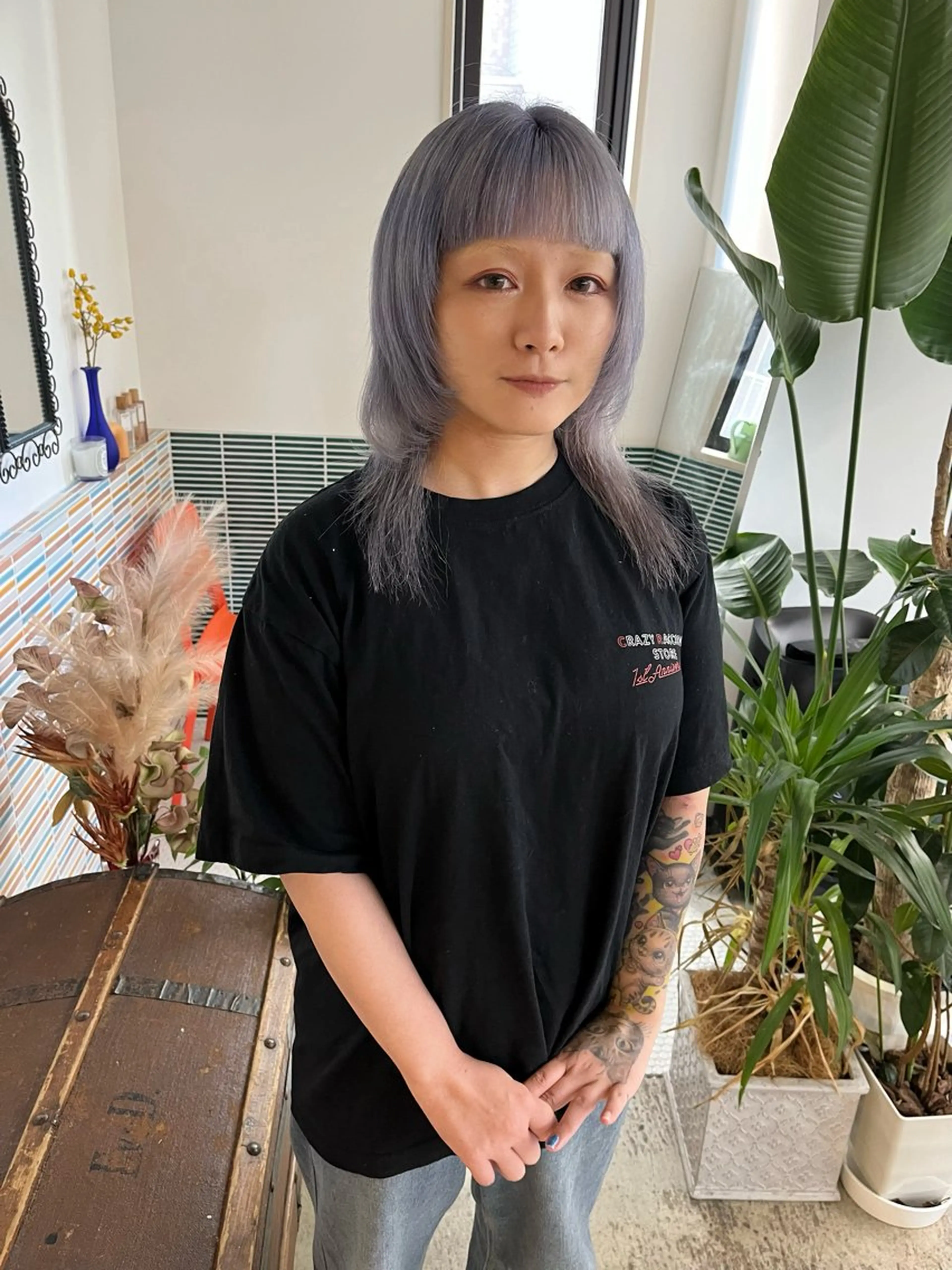 ミディアム カラー ブリーチ ブルーカラー シルバー カット ヘアカラー トリートメント 🩷ハイトーン透明感 レイヤー🩷ユリカのヘアスタイル