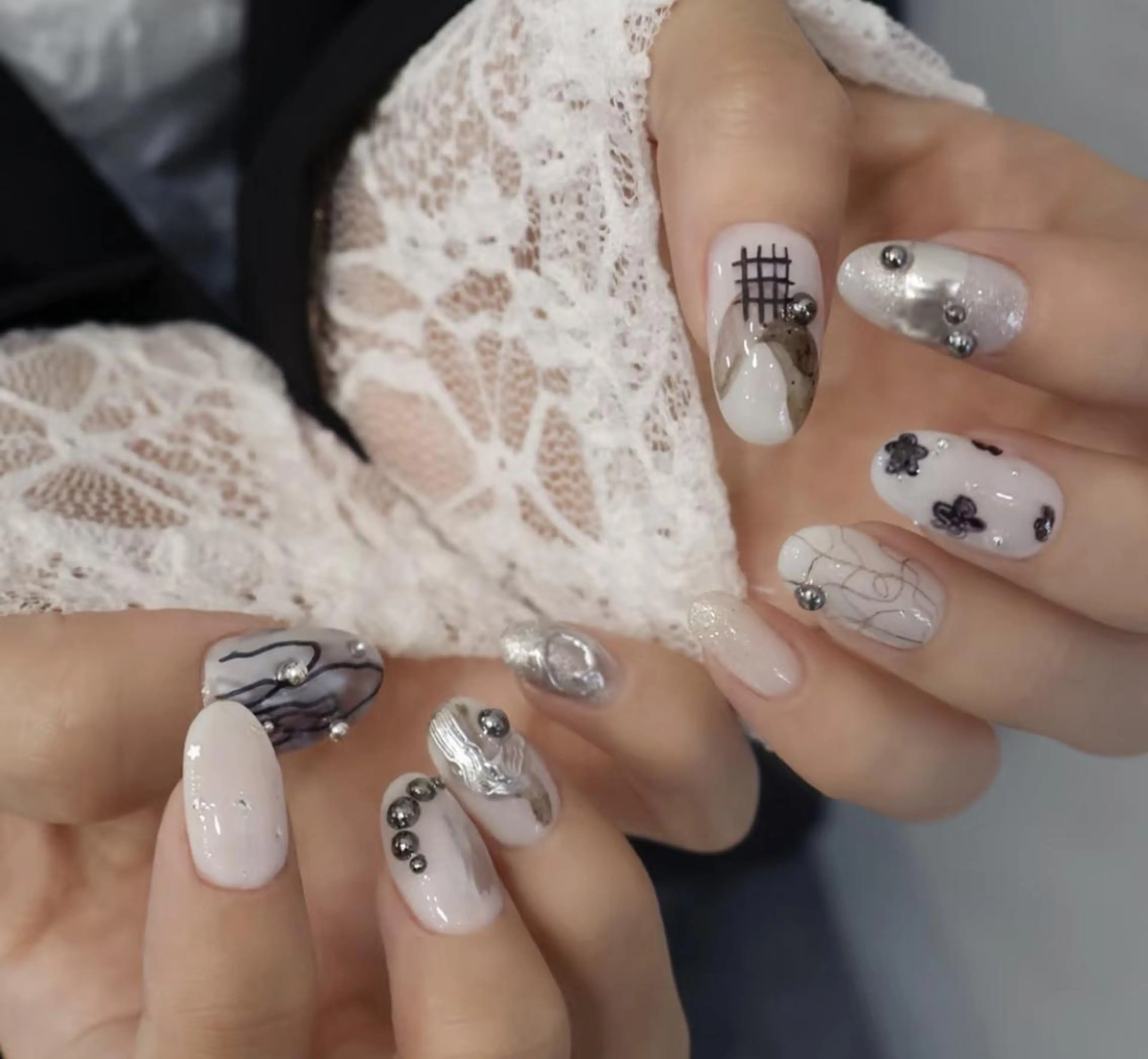 ネイル ハンドネイル 🎀 NaNa_nailのネイルデザイン