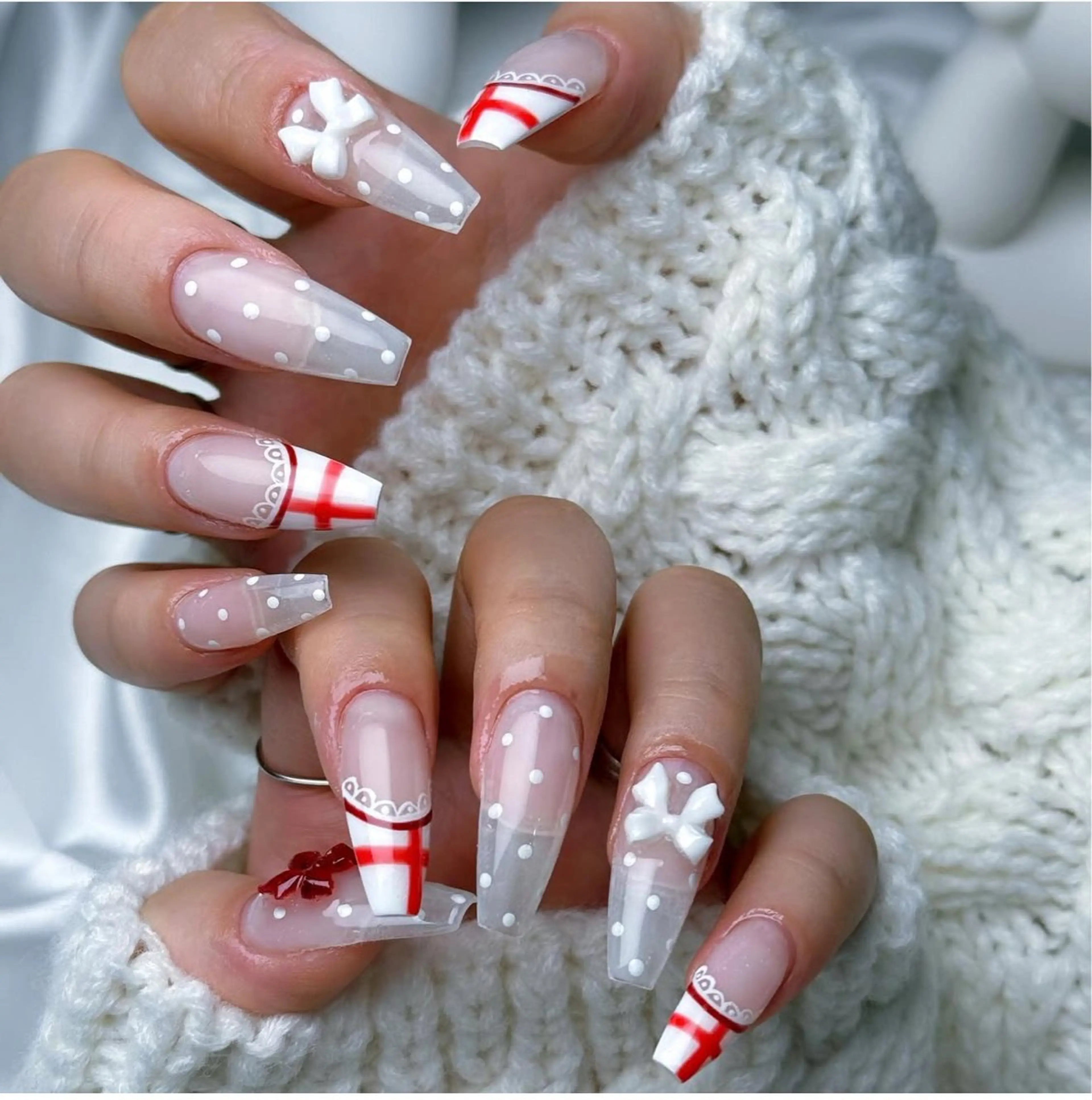 ネイル アニマル柄 オーロラネイル チークネイル フラッシュネイル ジェルネイル ハンドネイル Hinaa 池袋のネイルデザイン