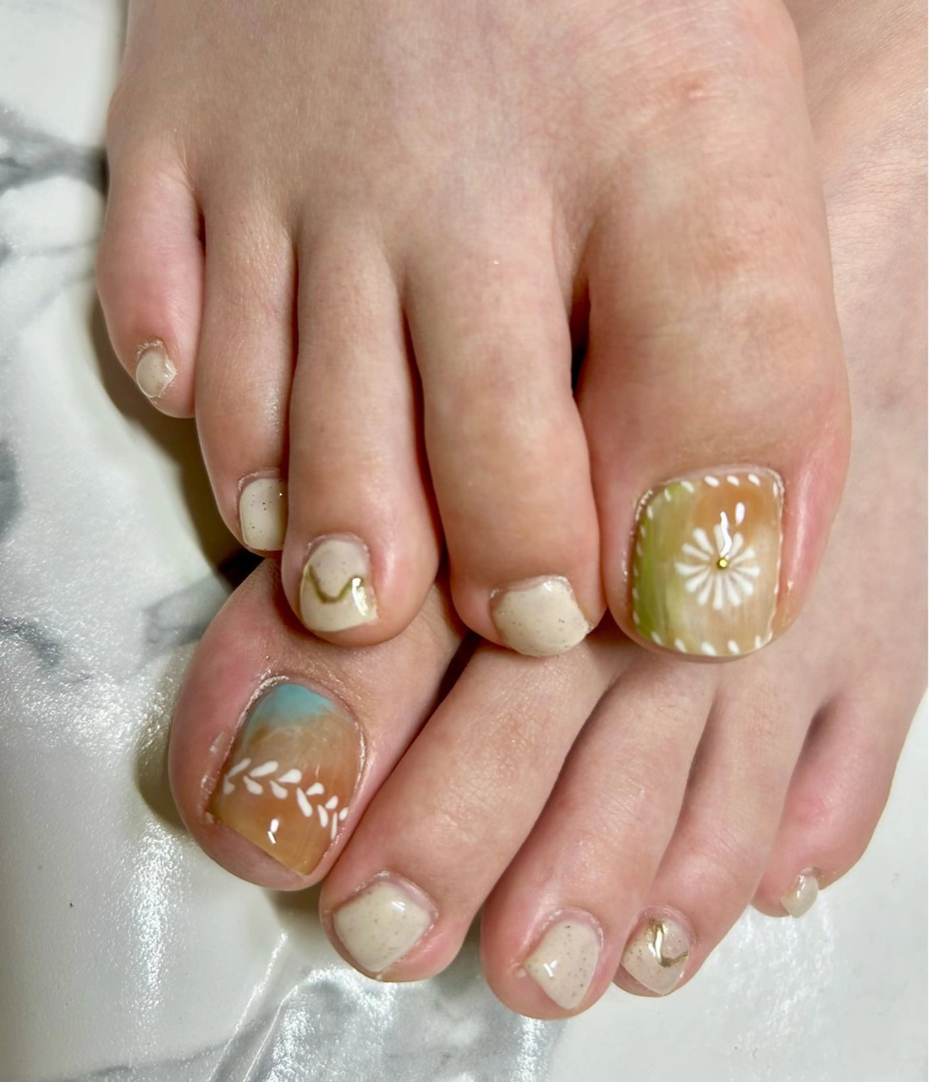 フット2本デザイン💅（オフ無し）フットバス付きの写真