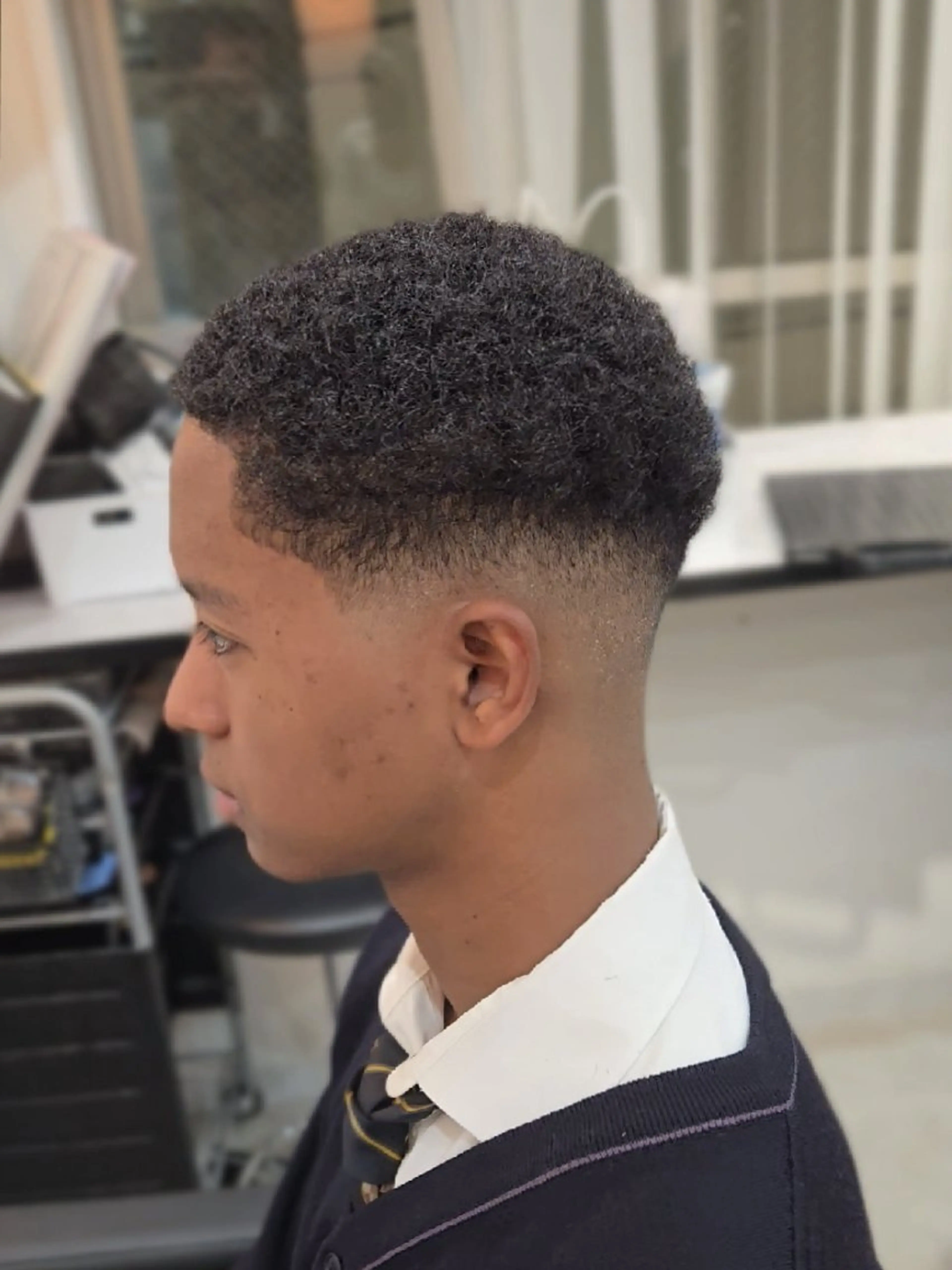 メンズ ショート 刈り上げ バズカット くせ毛 カット ヘアセット LEN名古屋/パーマ 海外ヘア/メンズ特化のヘアスタイル