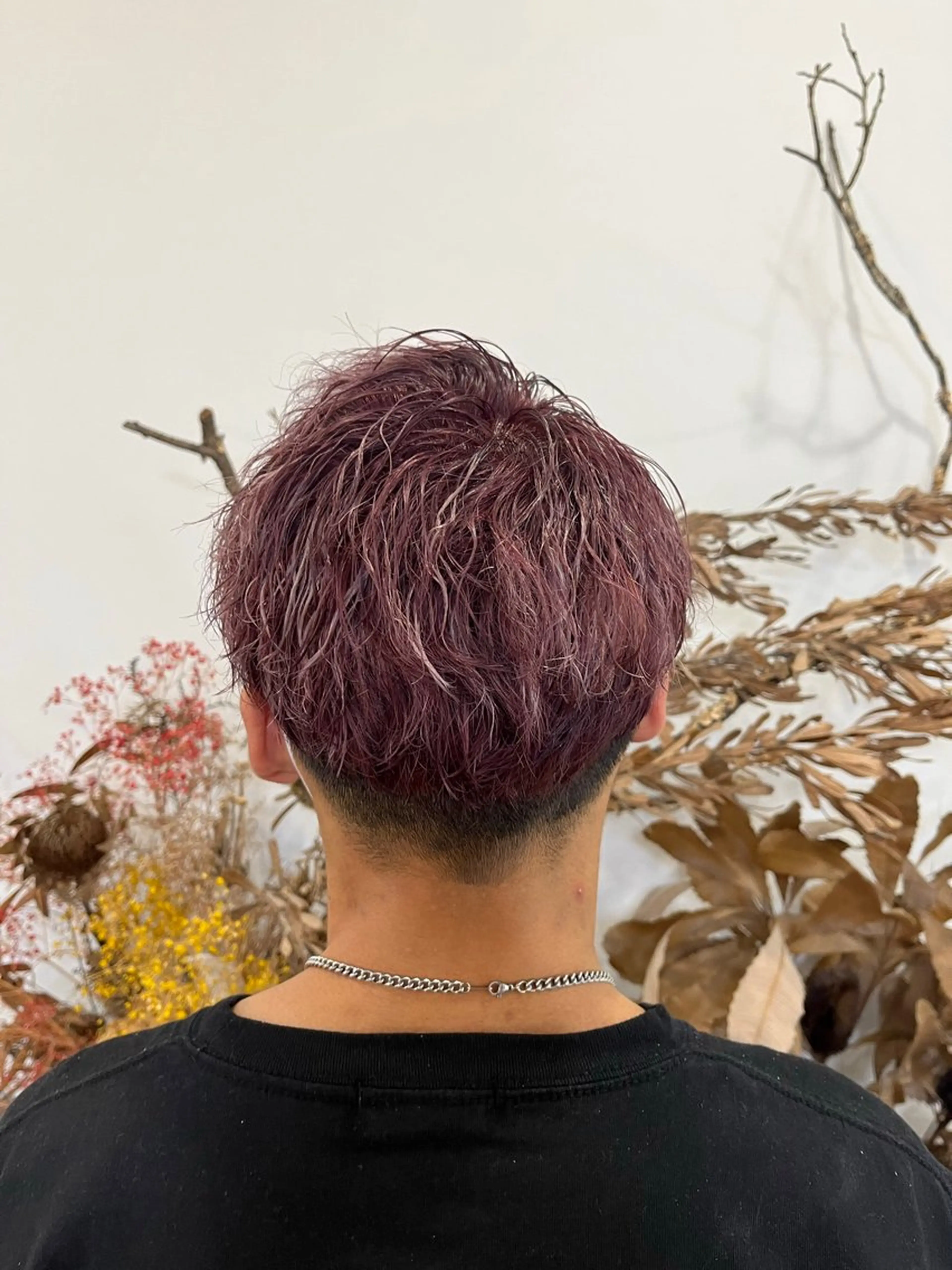 ショート カラー パーマ メンズ メンズブリーチ メンズパーマ ブリーチ ピンクカラー ブリーチ×透明感カラ ー 大分 Keigoのヘアスタイル