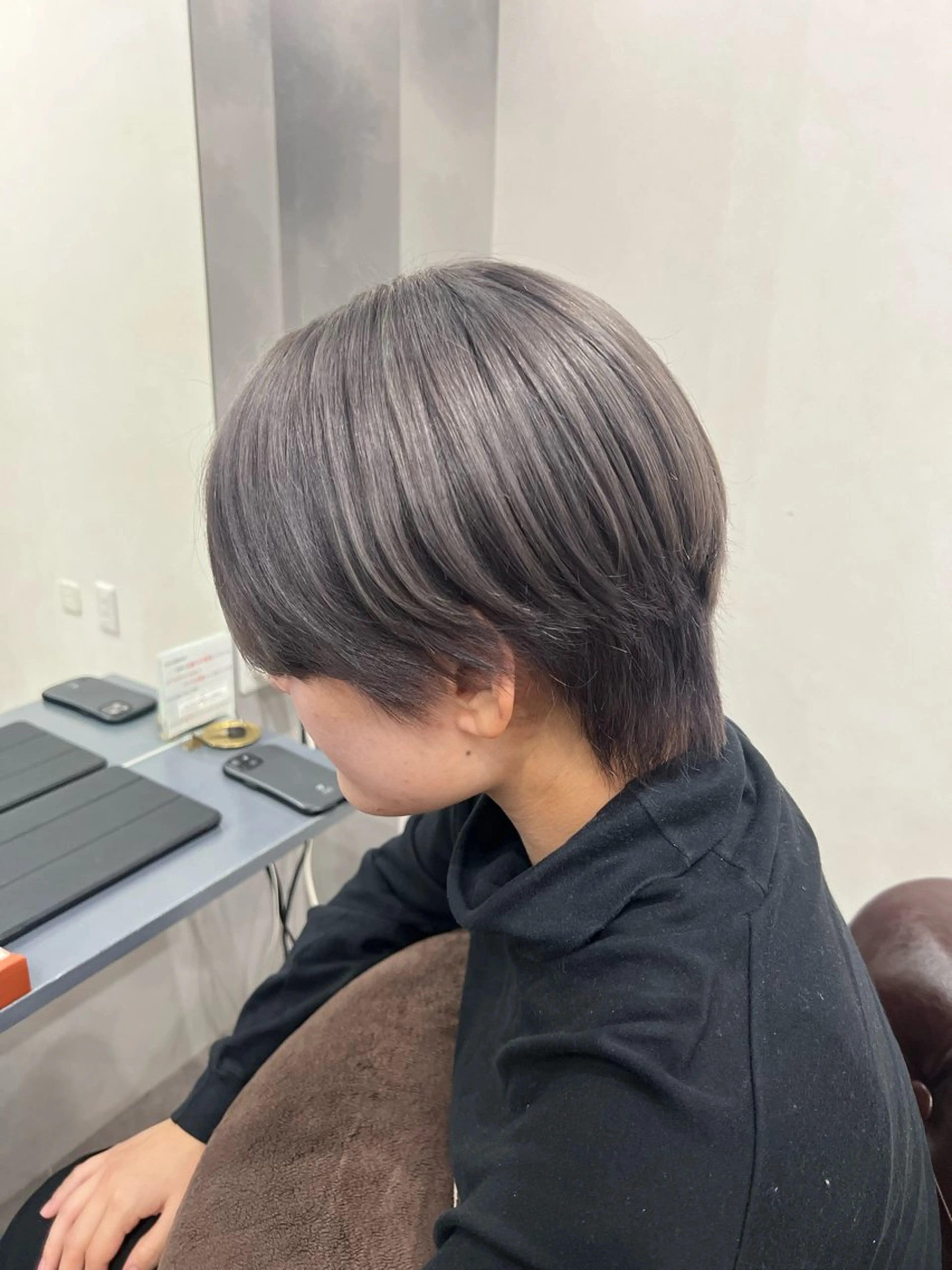 ショート カラー ヘアカラー 佐藤 玲杏のヘアスタイル