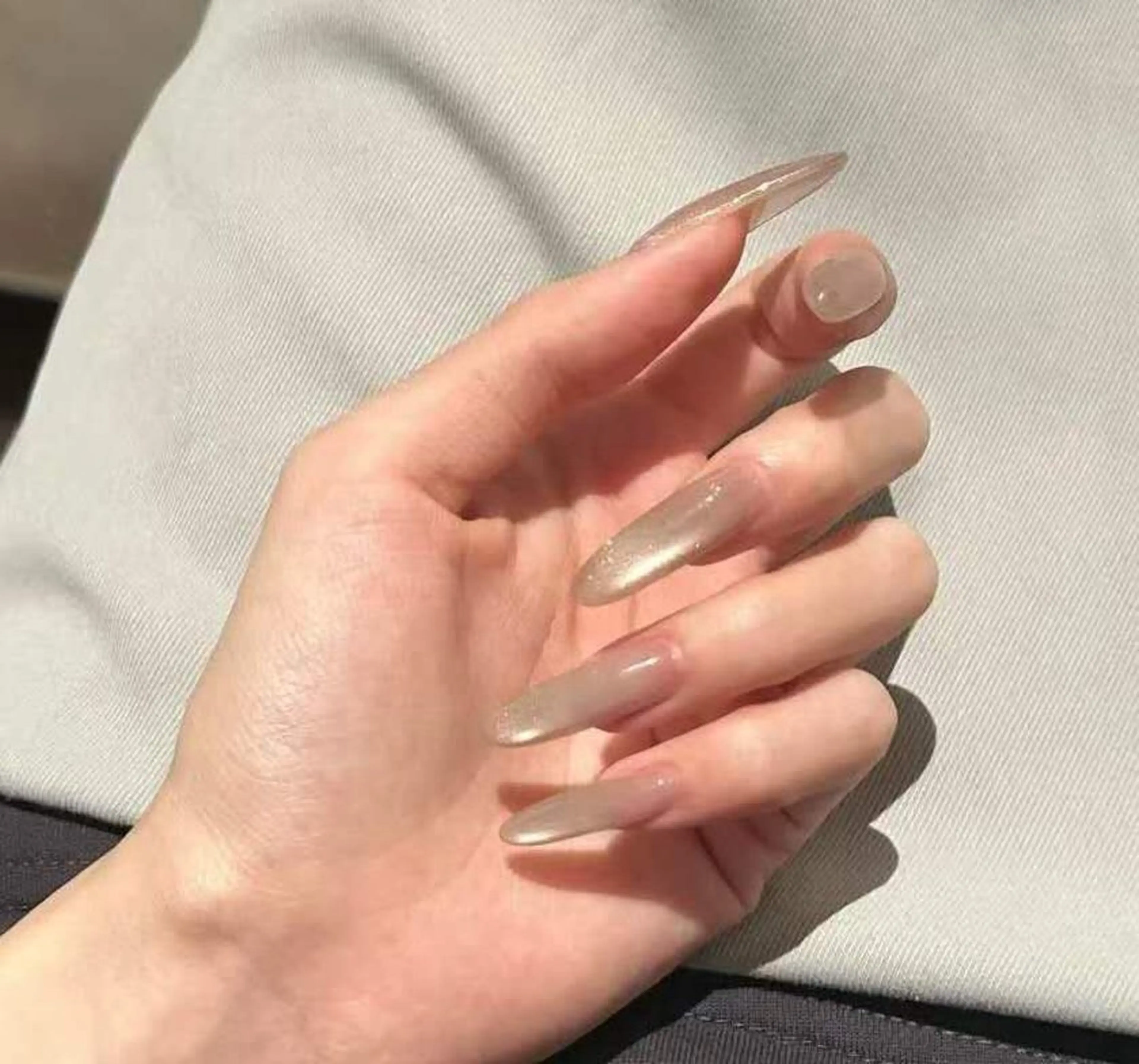 ネイル オーロラネイル フラワーネイル フットネイル フレンチネイル ジェルネイル ハンドネイル BabyYouMi nailのネイルデザイン