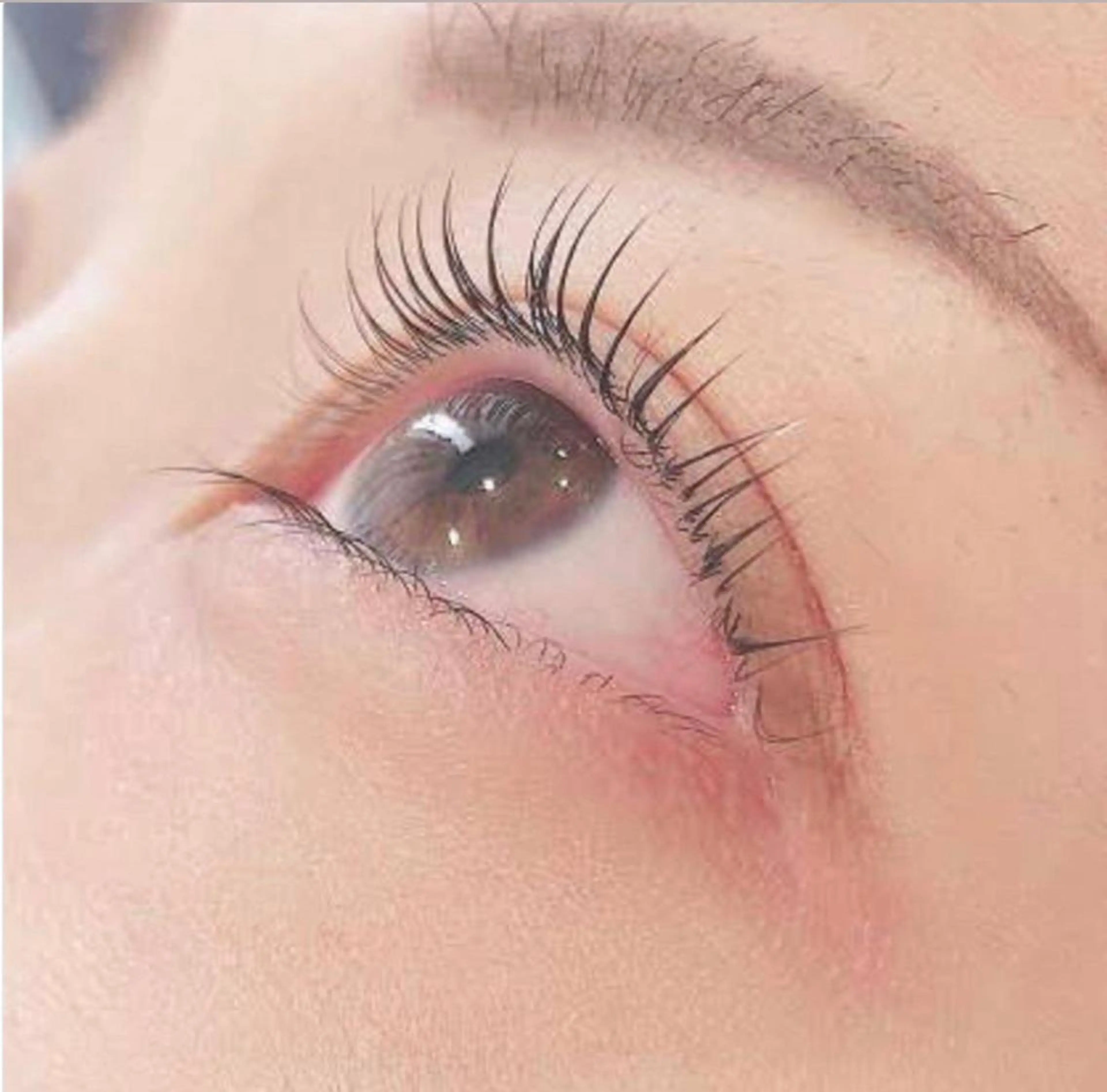 マツエク・マツパ アイブロウ パリジェンヌラッシュリフト まつげパーマ レイヤー/艶カラー /韓国ヘア/高松のヘアスタイル