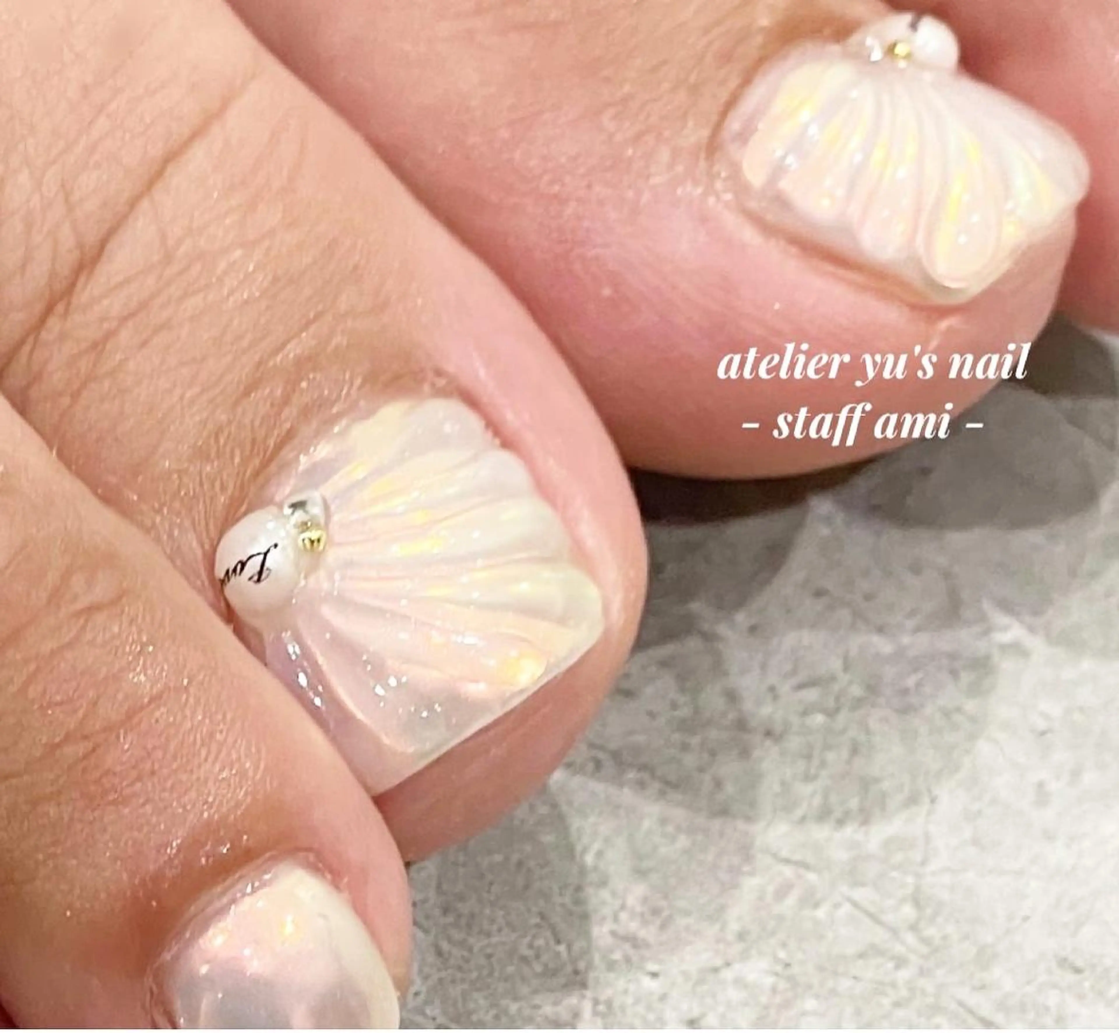 ネイル オーロラネイル フットネイル atelier yu's nailのネイルデザイン