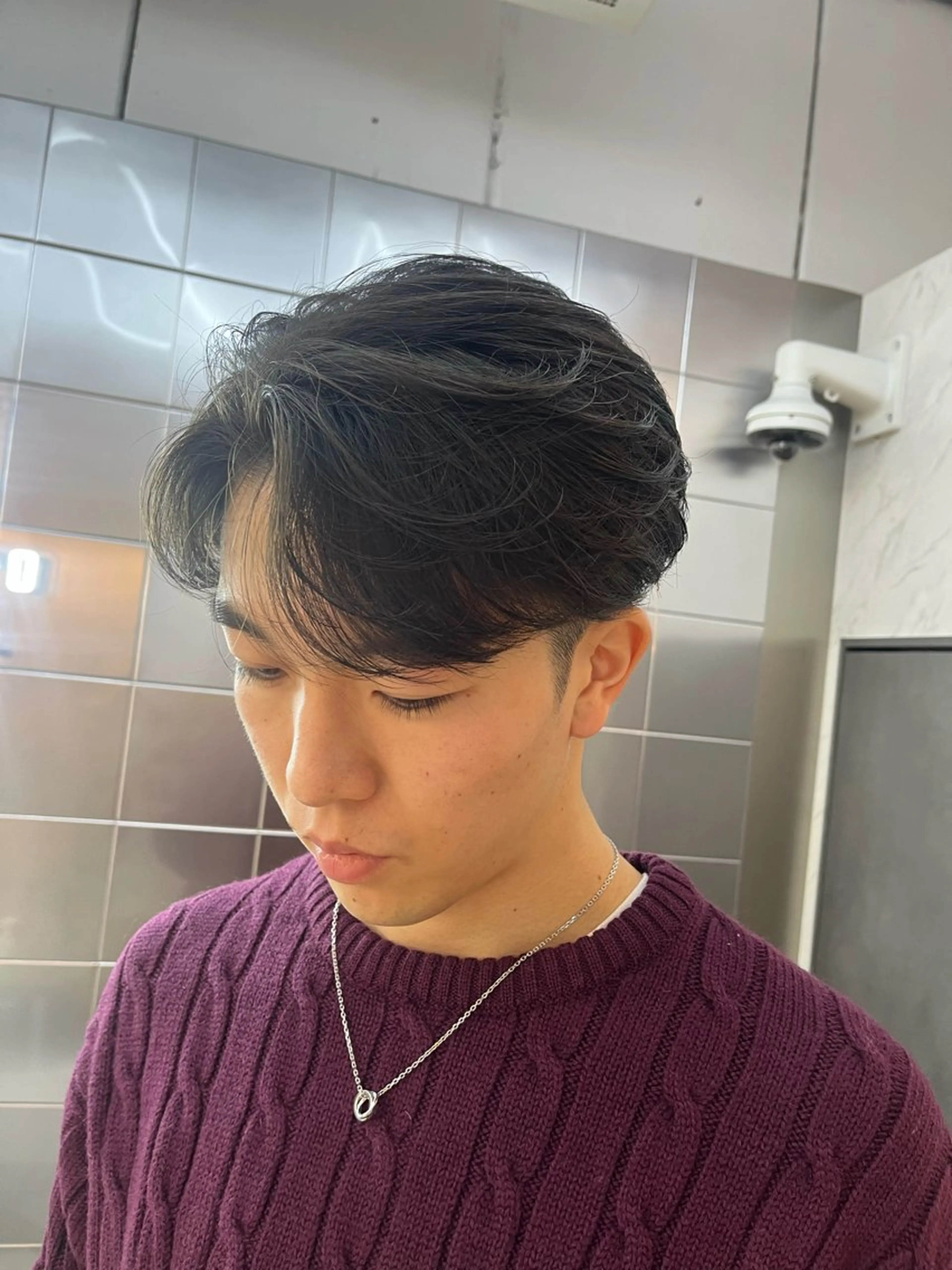 メンズ センターパート メンズパーマ Seira 札幌メンズサロンのヘアスタイル