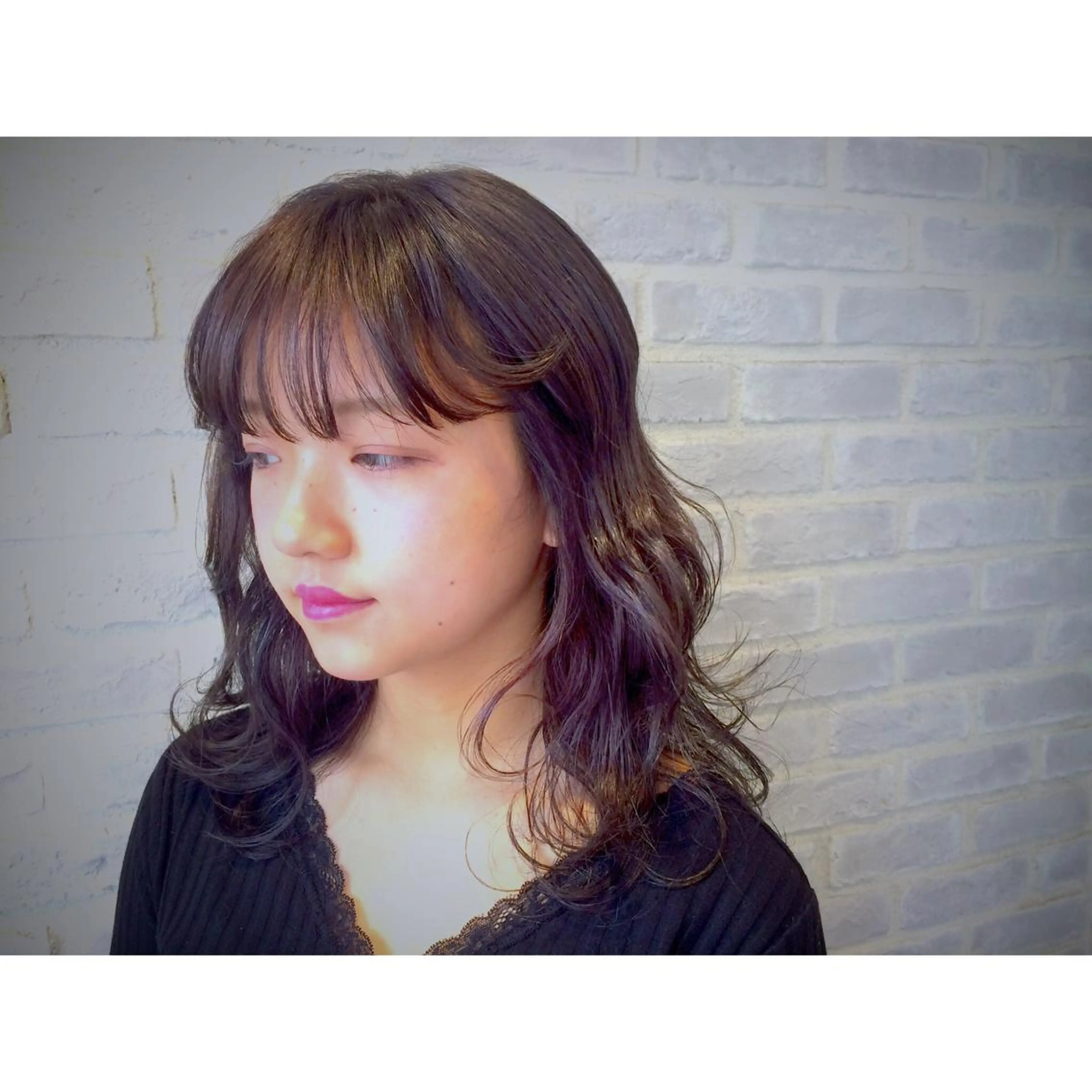 セミロング カラー ヘアアレンジ 藤井 菜緒のヘアスタイル