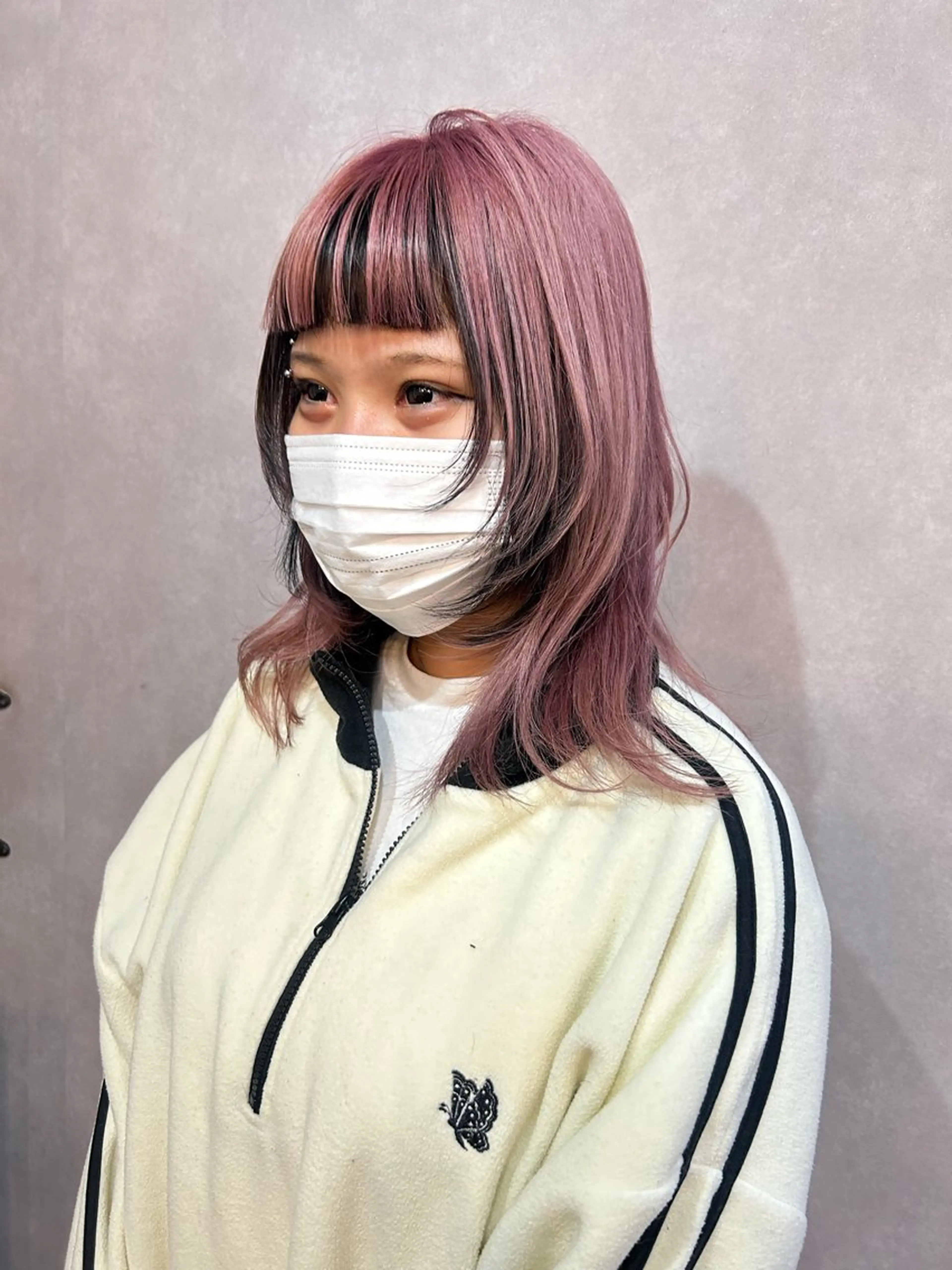 ミディアム カット ヘアカラー トリートメント ハイトーン/ブリーチ 🧁soraのヘアスタイル