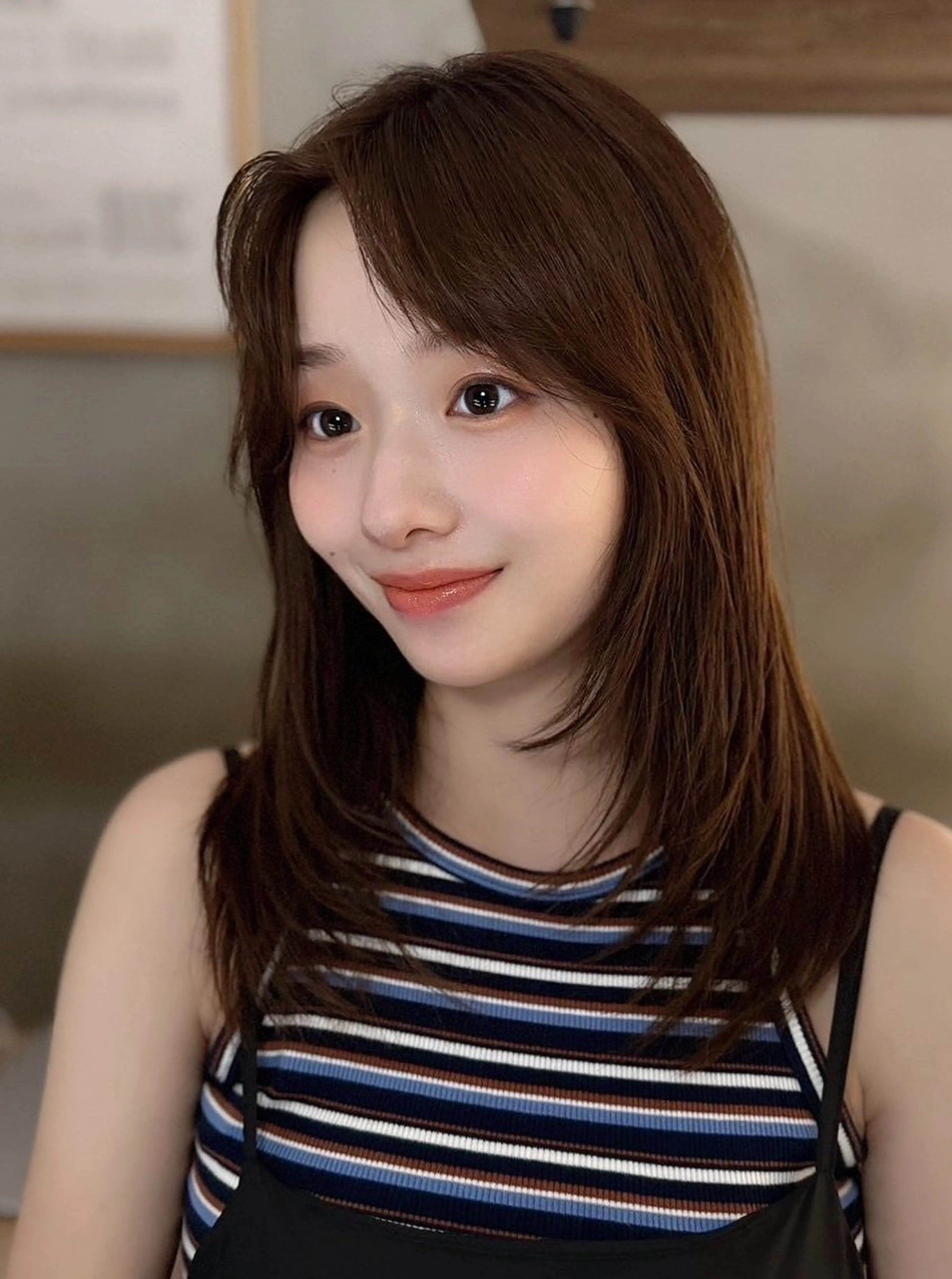 ミディアム [似合う小顔カット] 🪽MUNi恵比寿のヘアスタイル