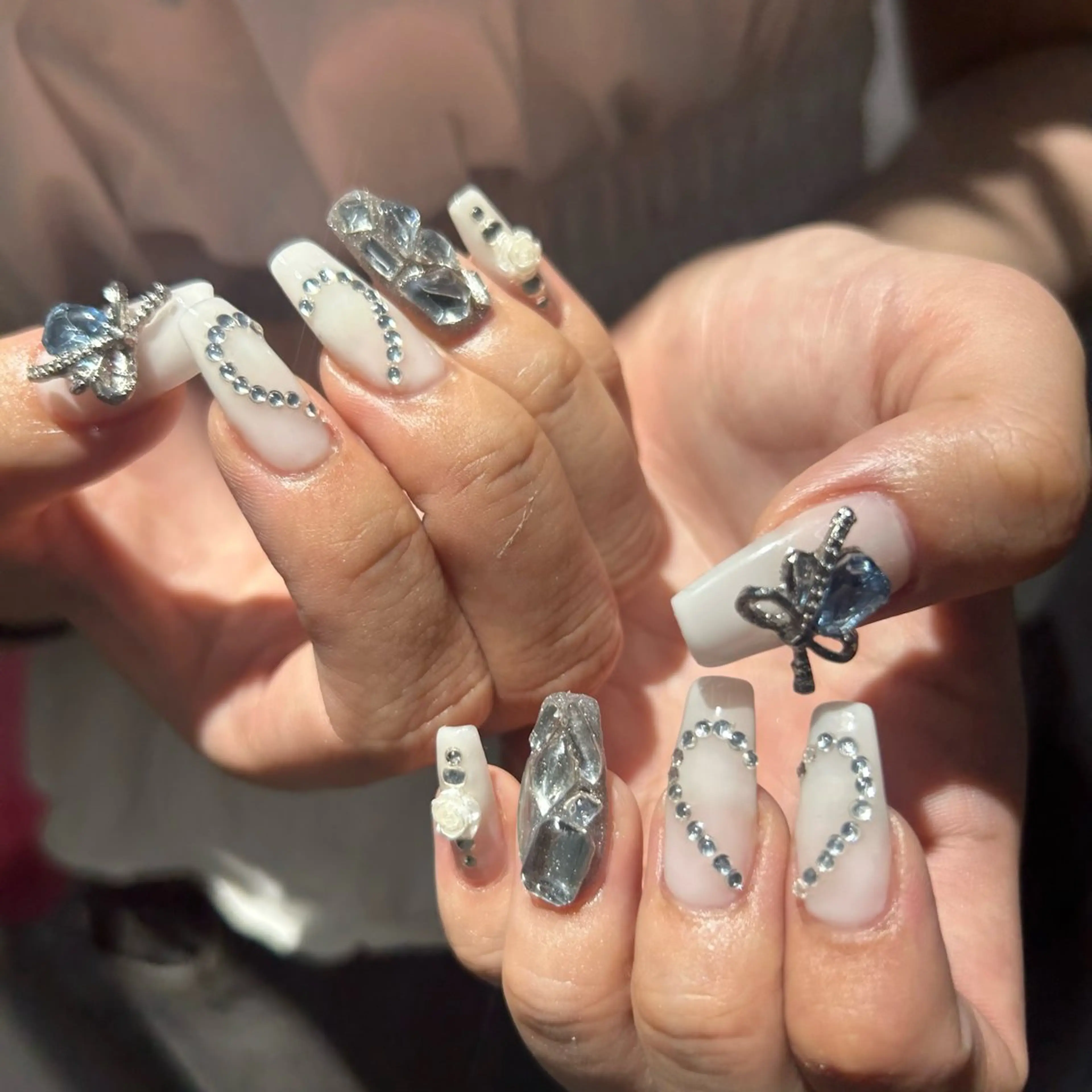 ネイル VENUSBELT hidekaのネイルデザイン