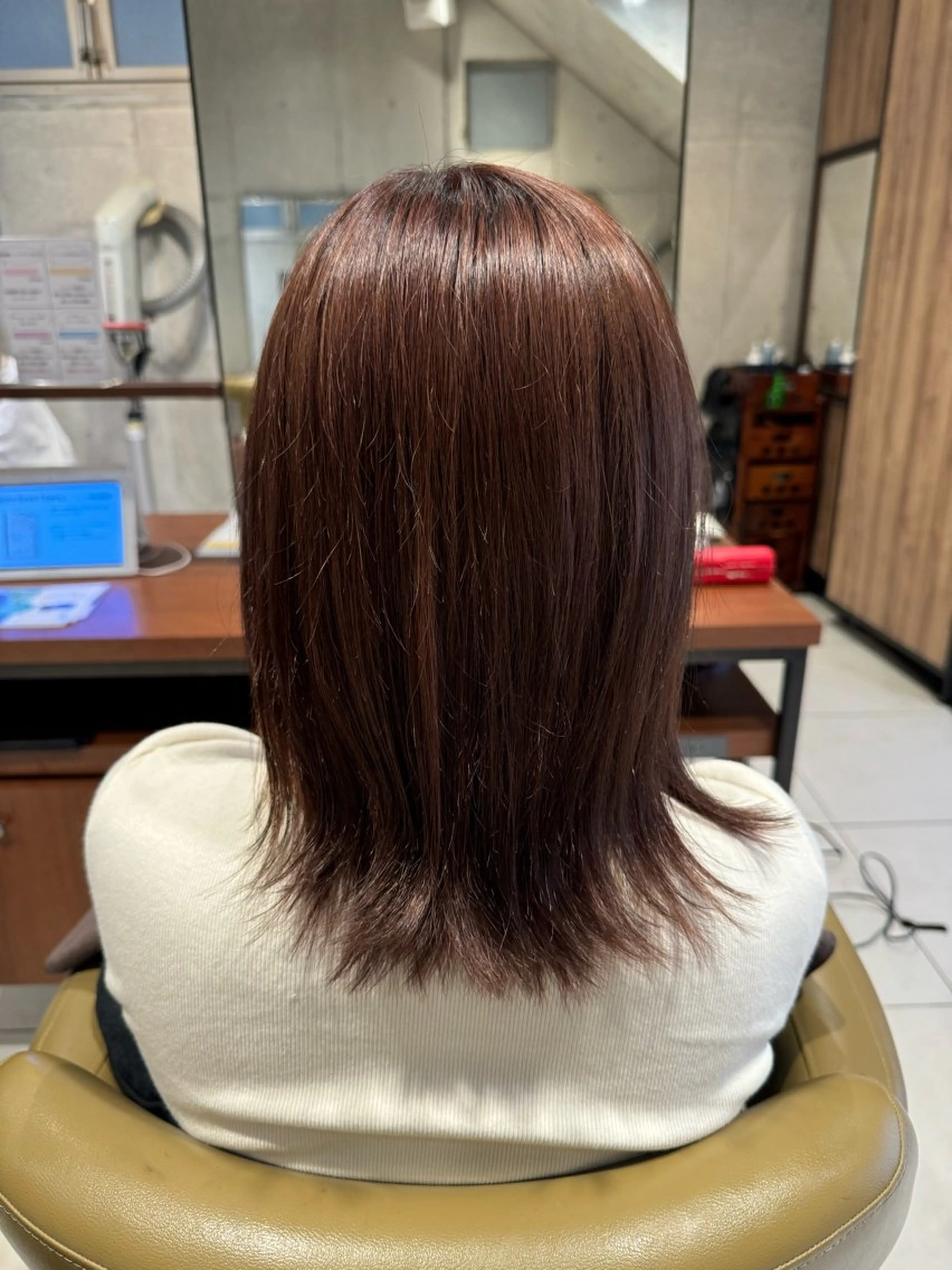 カラー ブラウンカラー ピンクカラー ヘアカラー トリートメント 艶カラー 梨菜💜のヘアスタイル