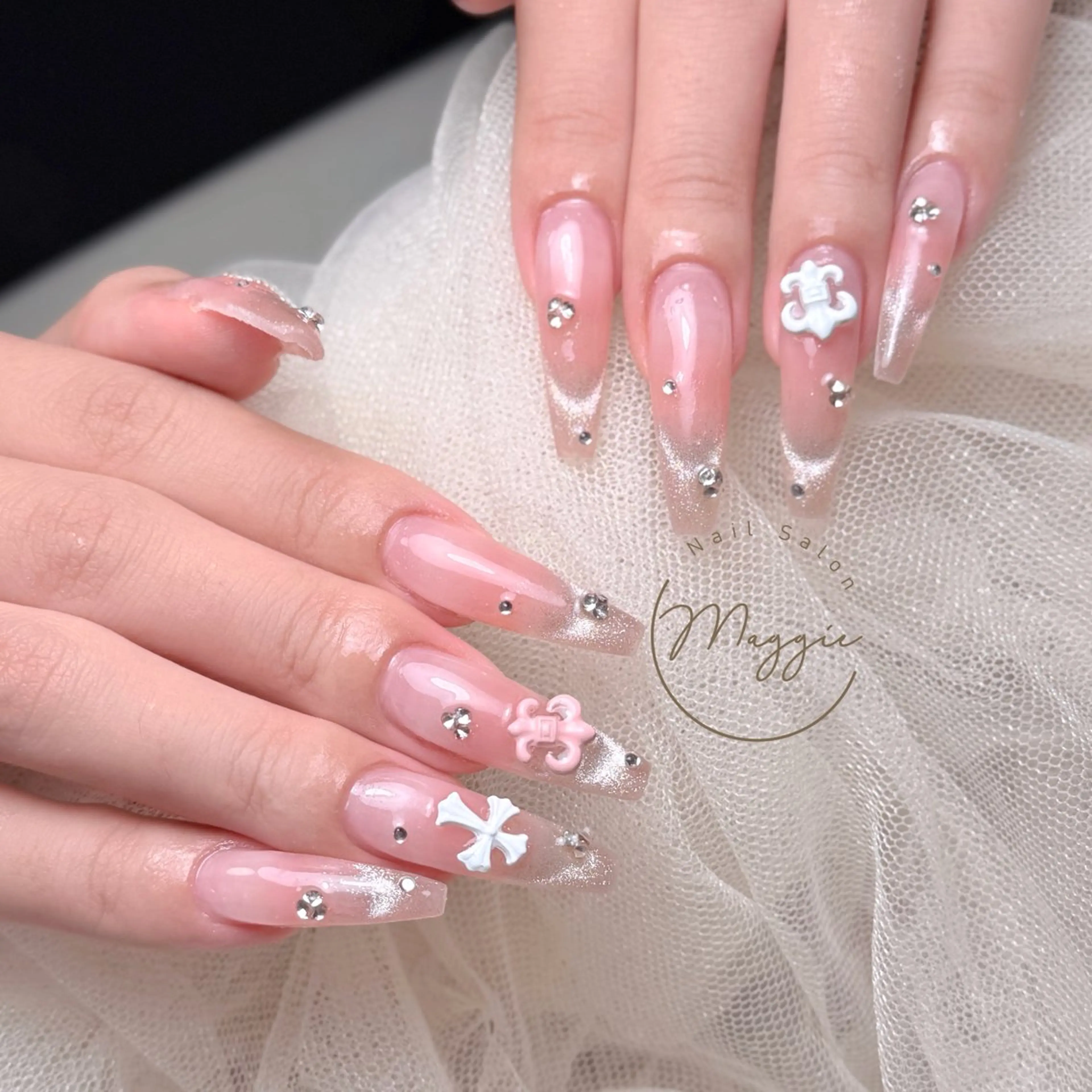 ネイル ハンドネイル Maggie Nail🦩のネイルデザイン