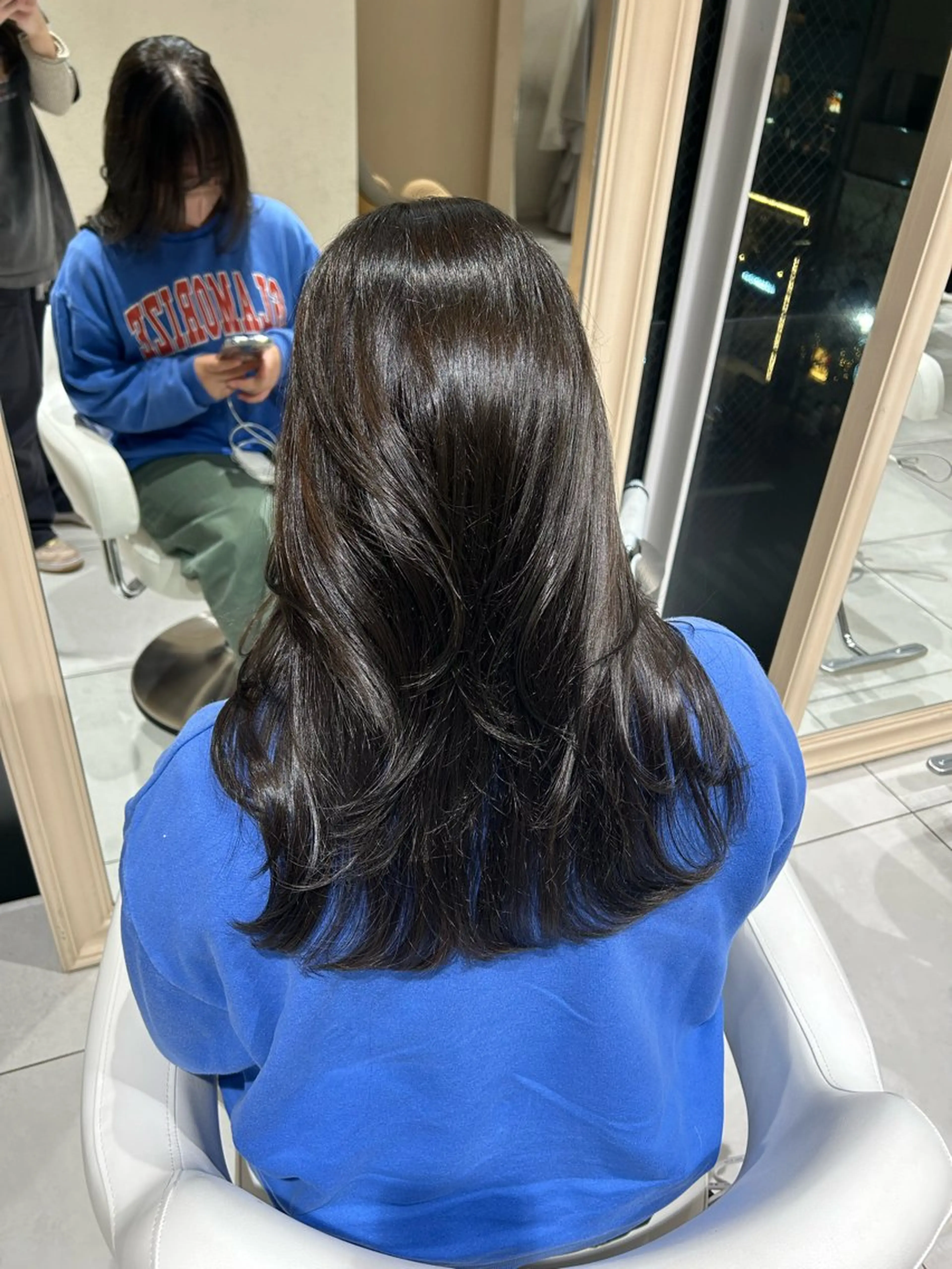 ロング 結 菜のヘアスタイル
