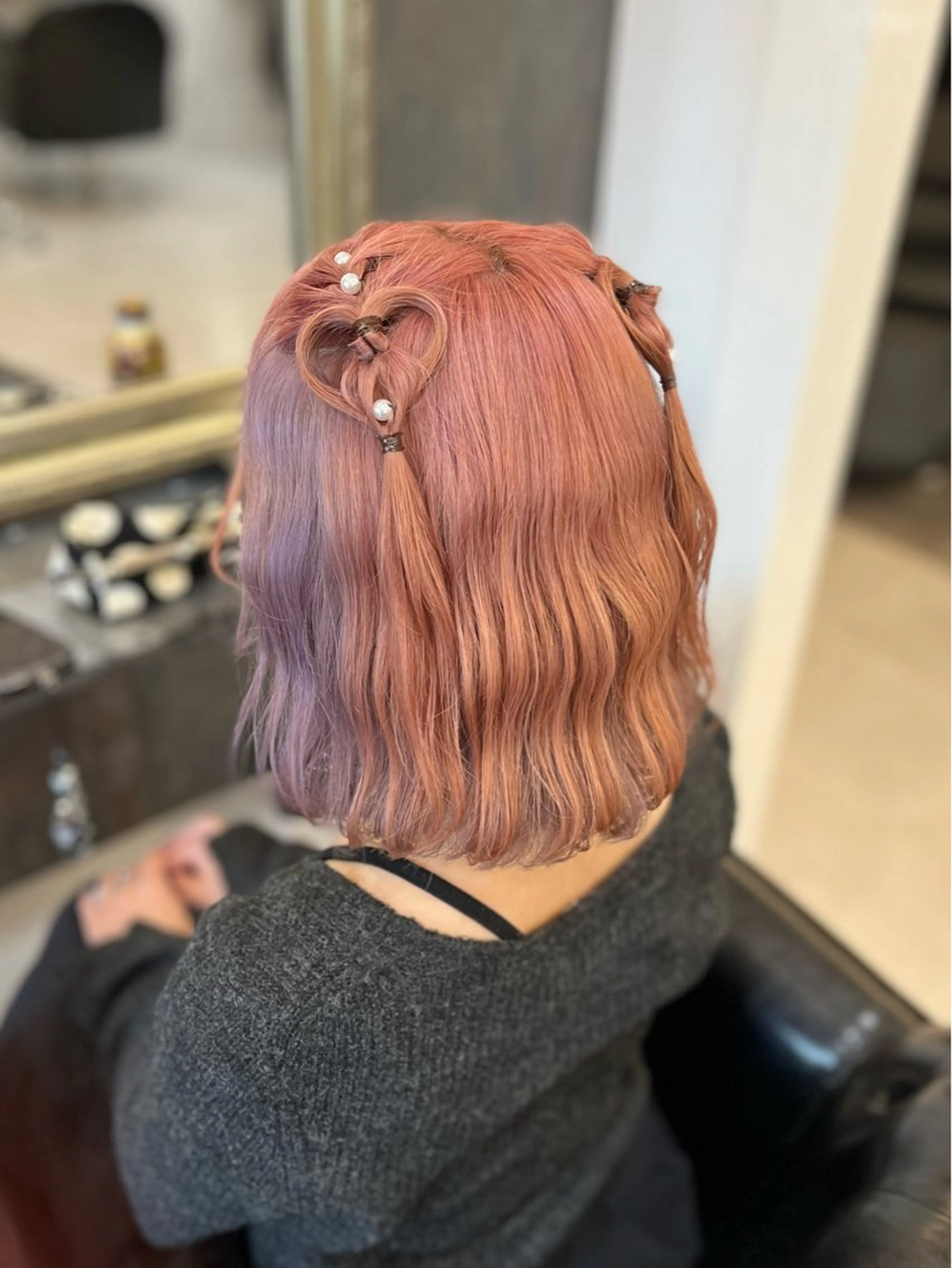 ミディアム 🎀ゆな🎀ブリーチ /ショートウルフのヘアスタイル