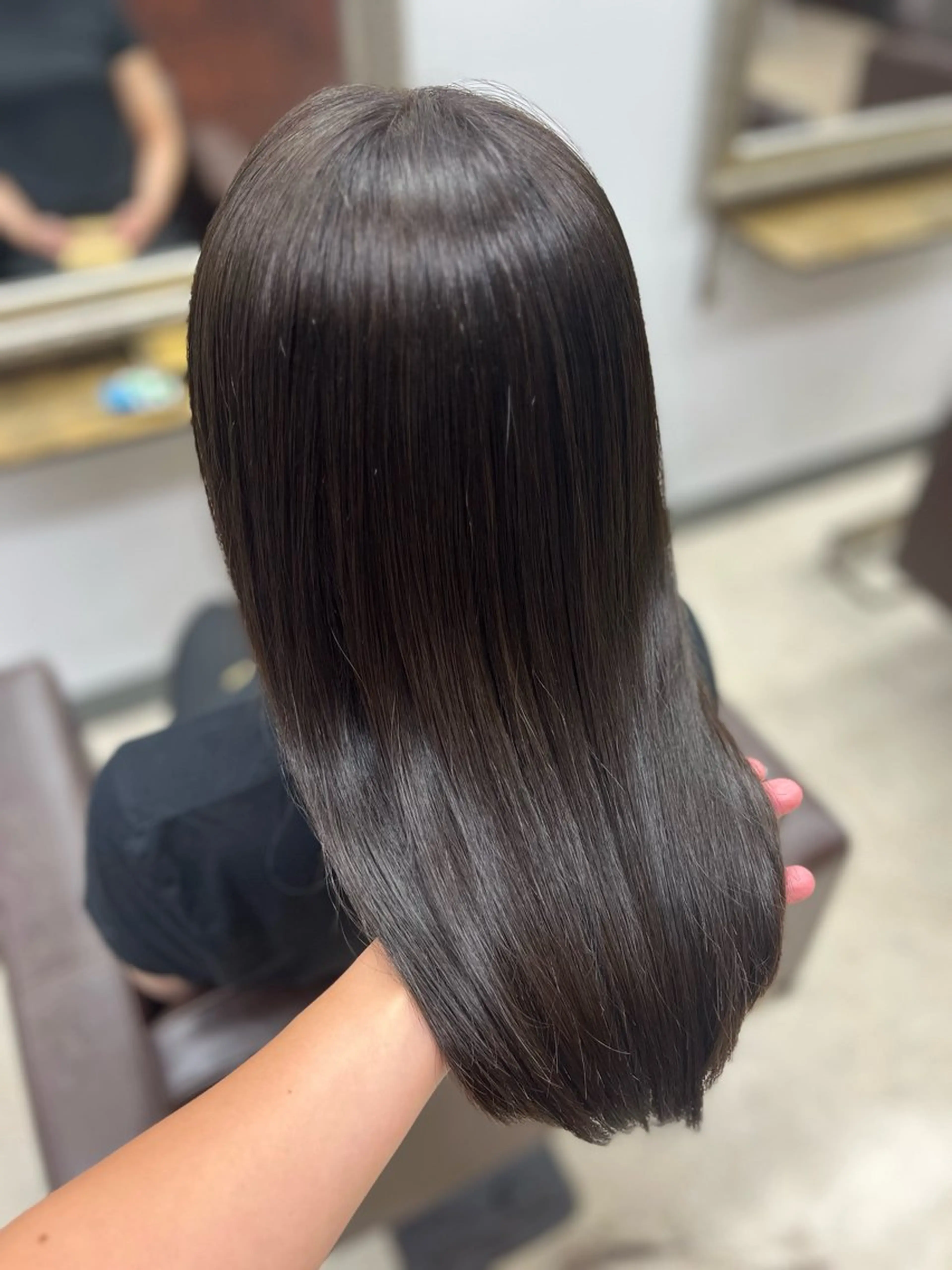 ロング カラー パーマ 産休の為お休みです! 小島凜のヘアスタイル