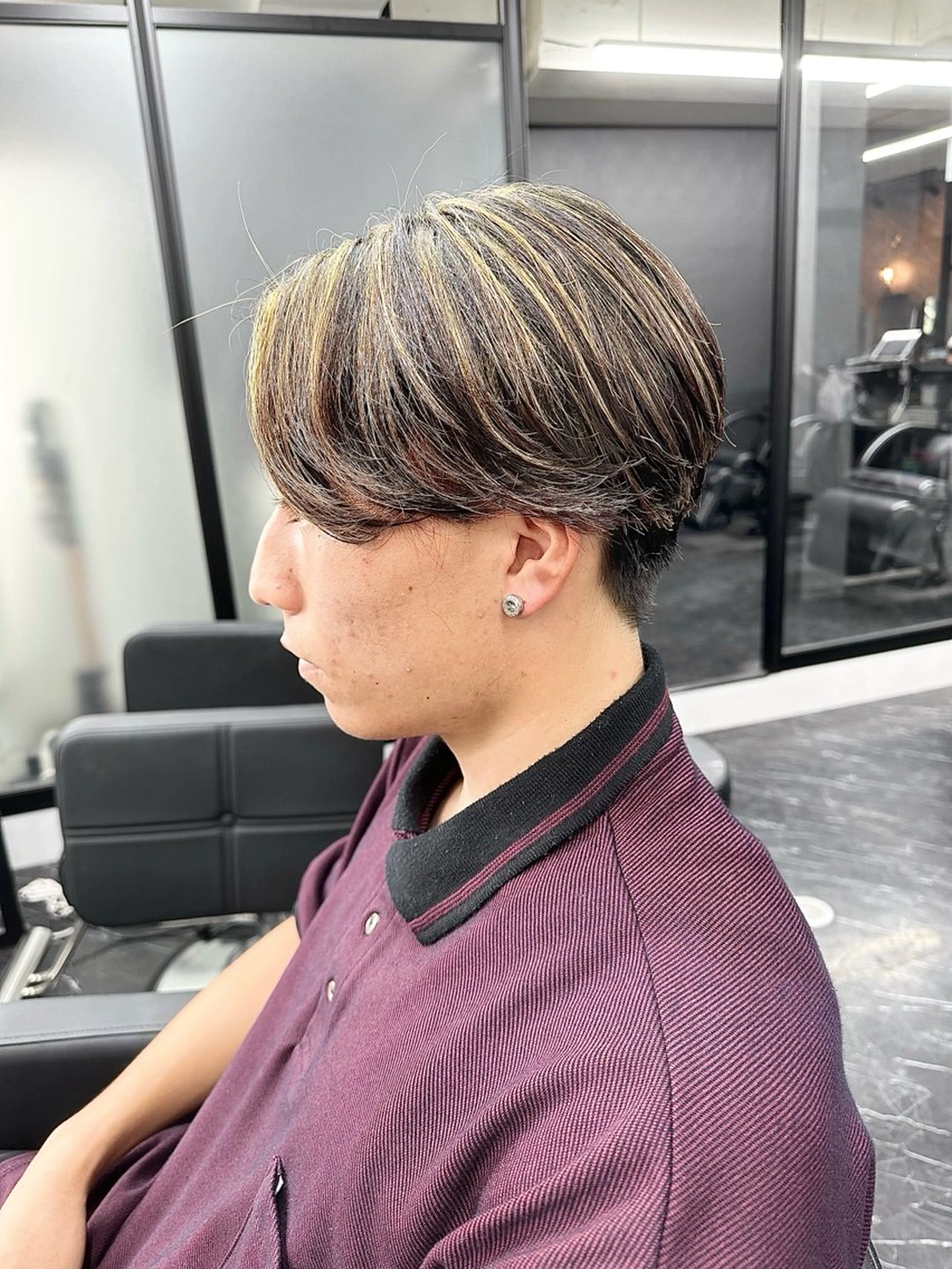 ミディアム カラー メンズ メンズハイトーン ハイトーンカラー カット ヘアカラー ミルボンAujua認定サロン Ria OSAKA 梅田所属・メンズ特化/ マンツーマン/Ryuのヘアスタイル