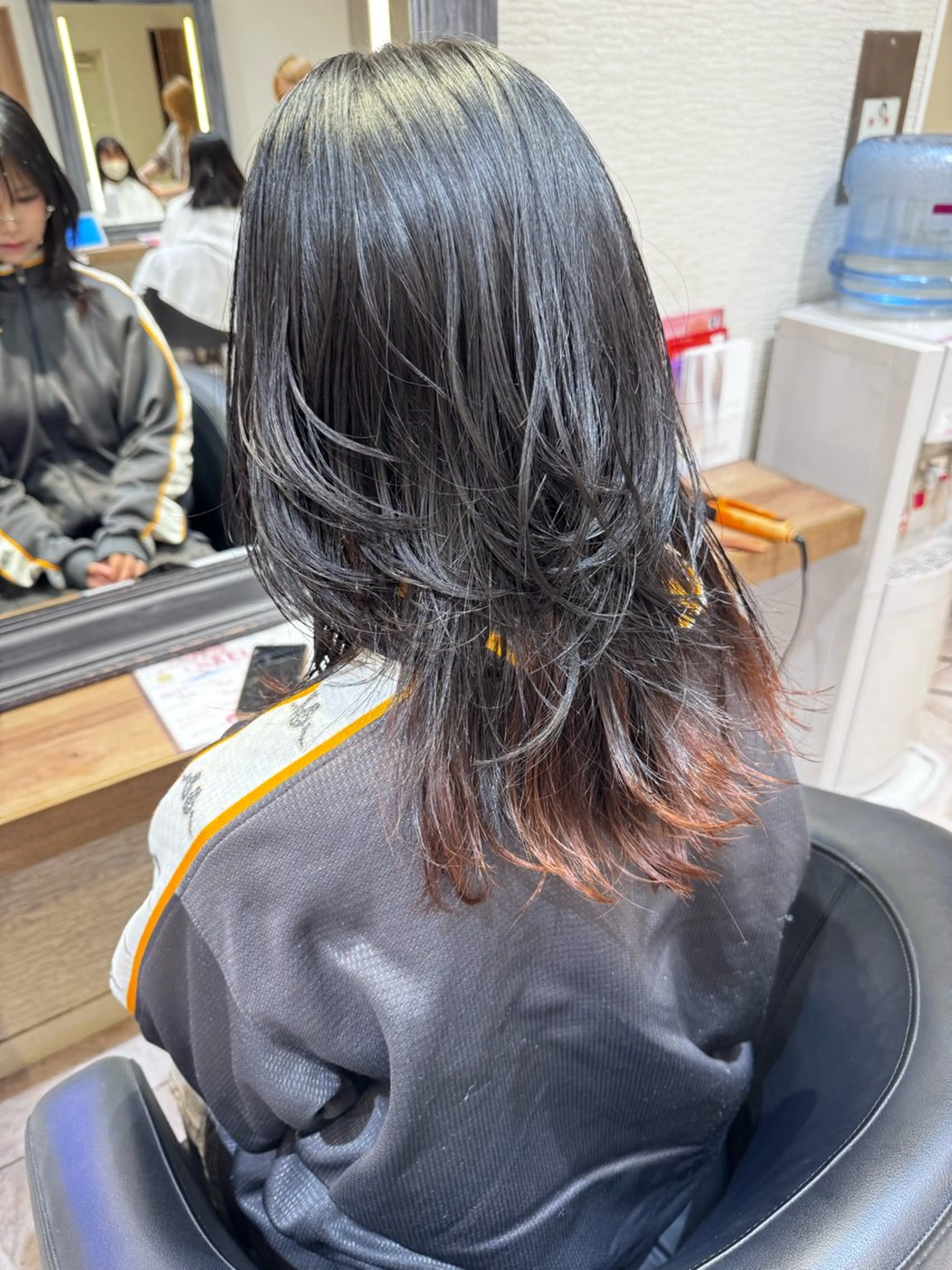 ミディアム カット 🐺ウルフ× ハイトーン🐺MOEのヘアスタイル