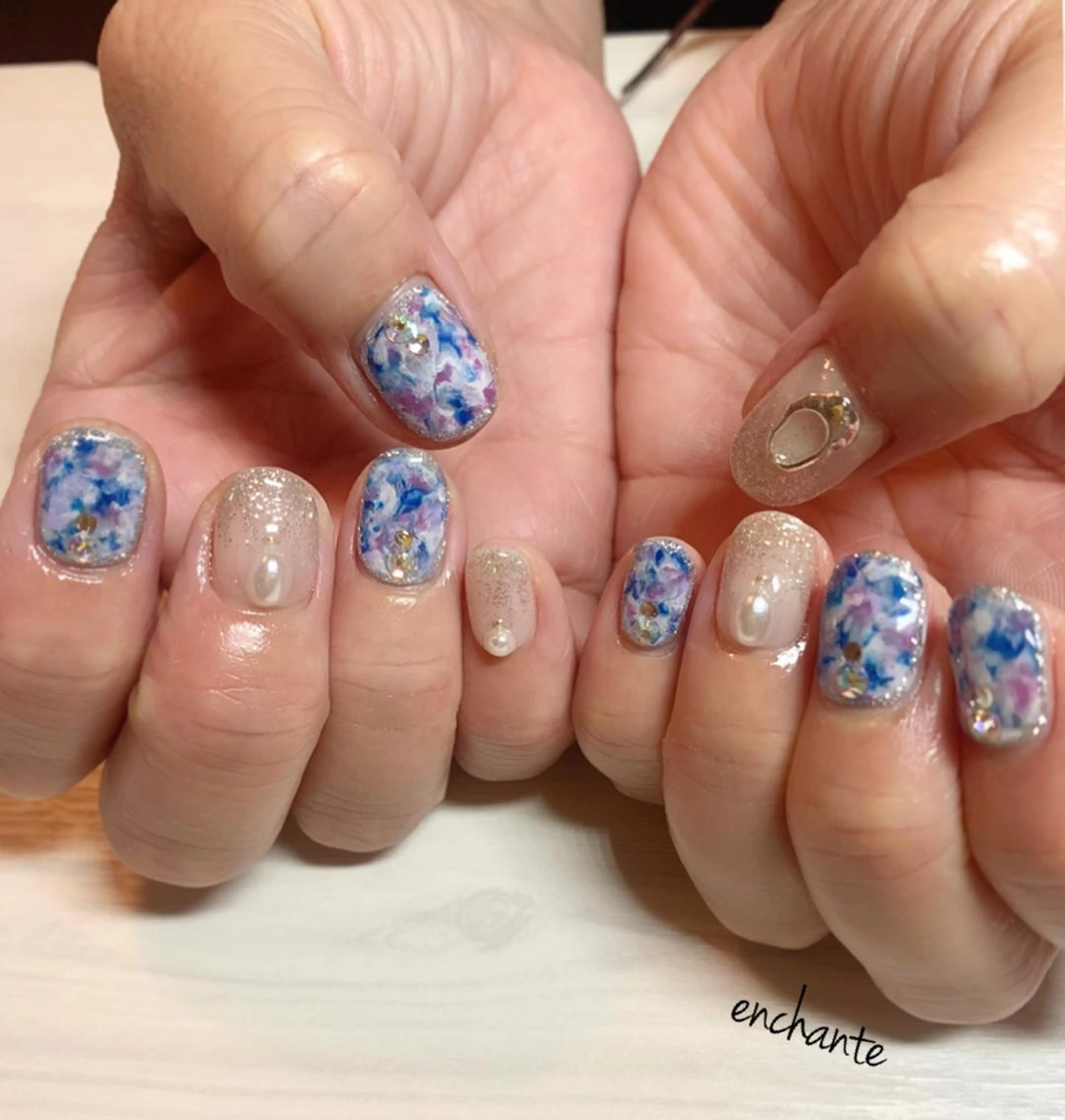 ネイル enchante 自由が丘のマツエク・マツパデザイン