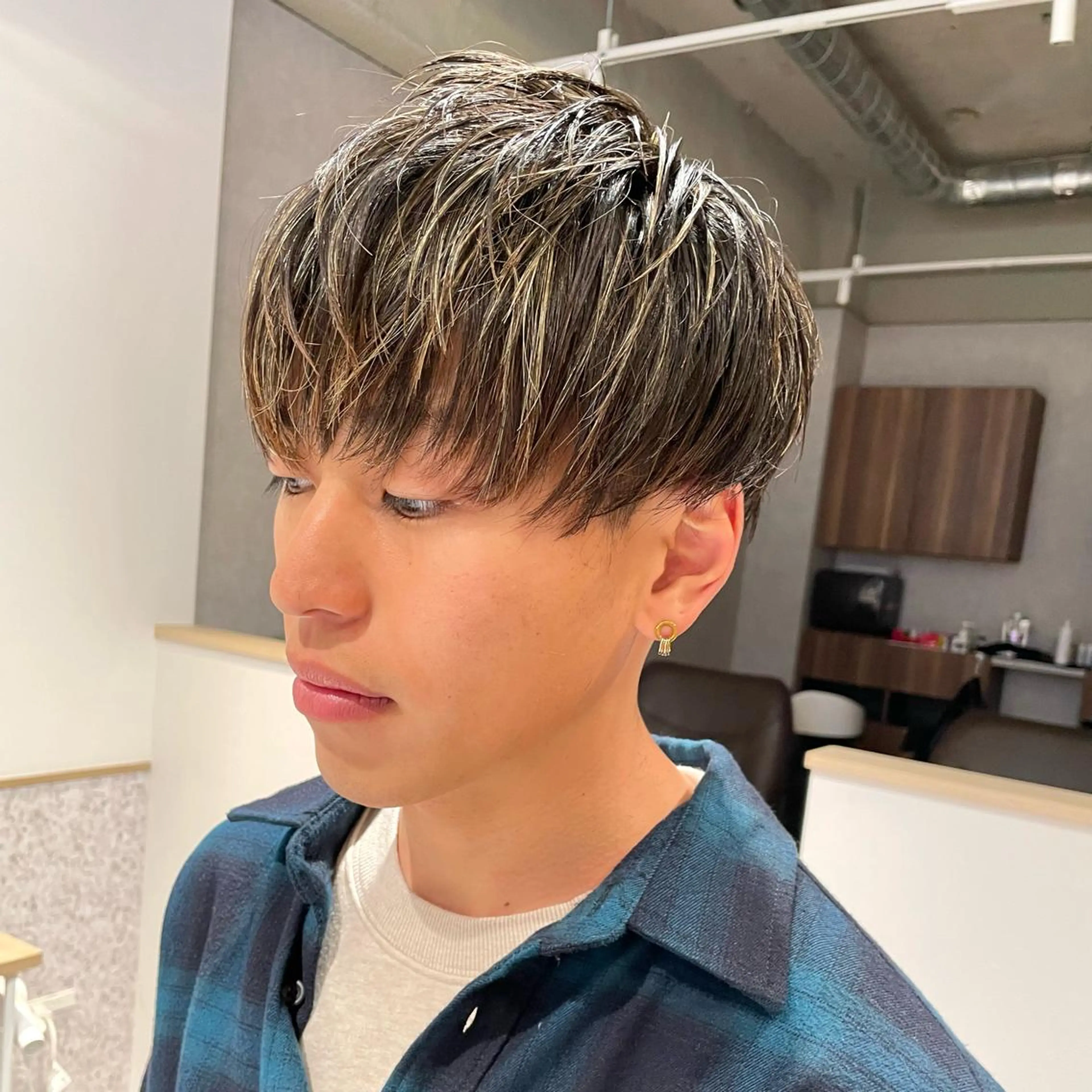 カラー メンズ メンズメッシュ メッシュ メンズ指名no'1 佐藤　亘のヘアスタイル