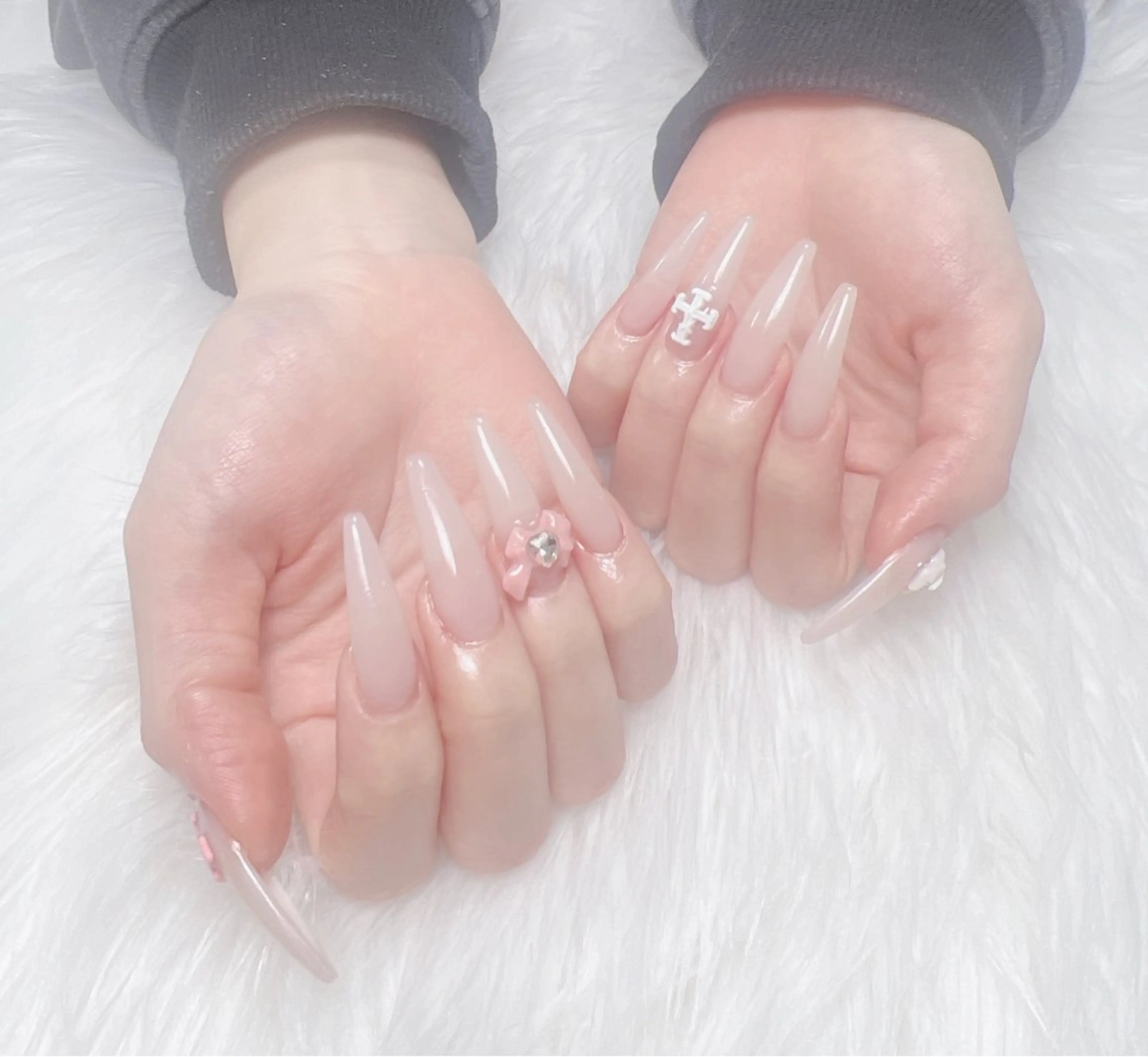 ネイル ハンドネイル uu ネイルサロン関内🌼のネイルデザイン