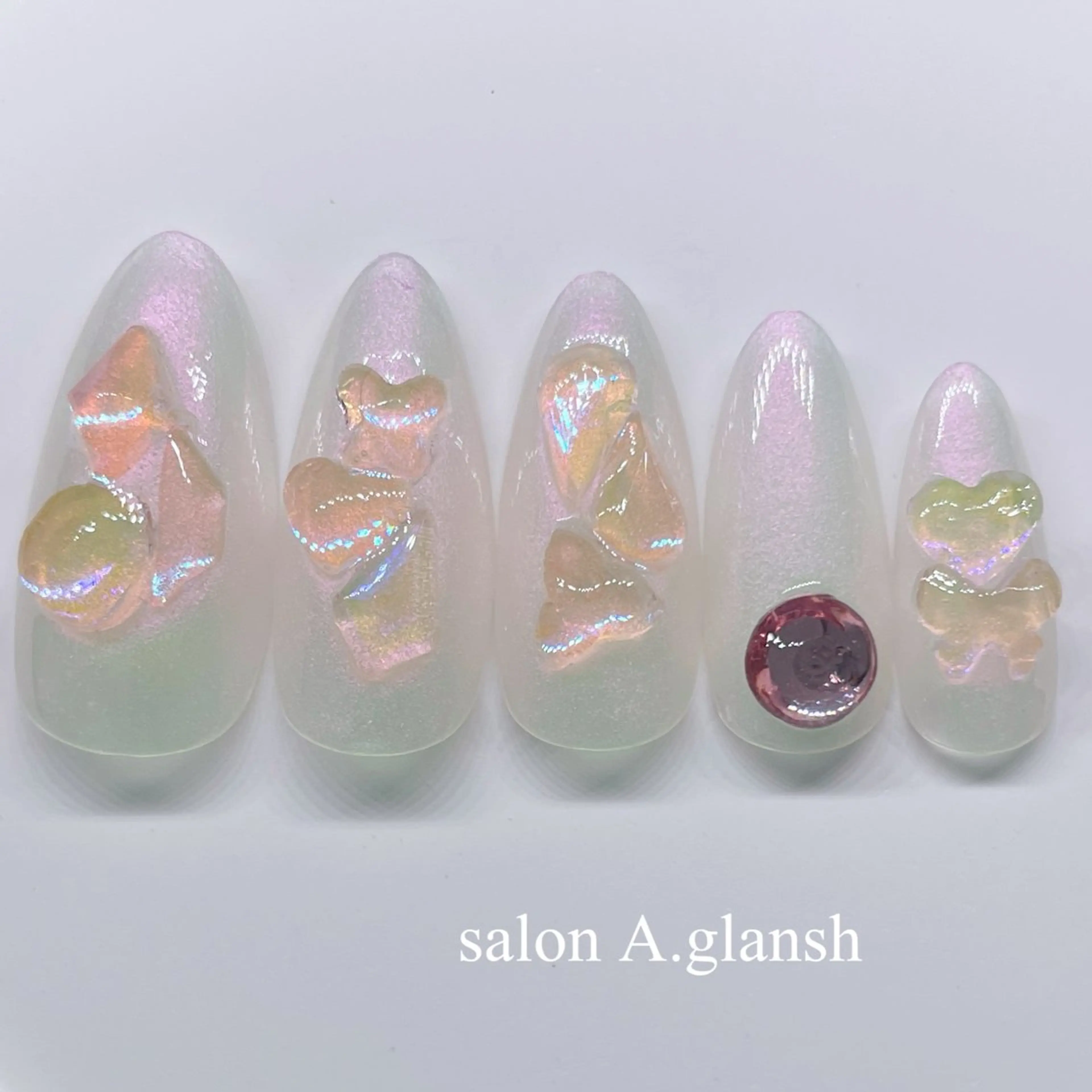 ネイル ハンドネイル 肌質改善salon♪ 効果がわかる♪南森町のエステ・リラクイメージ