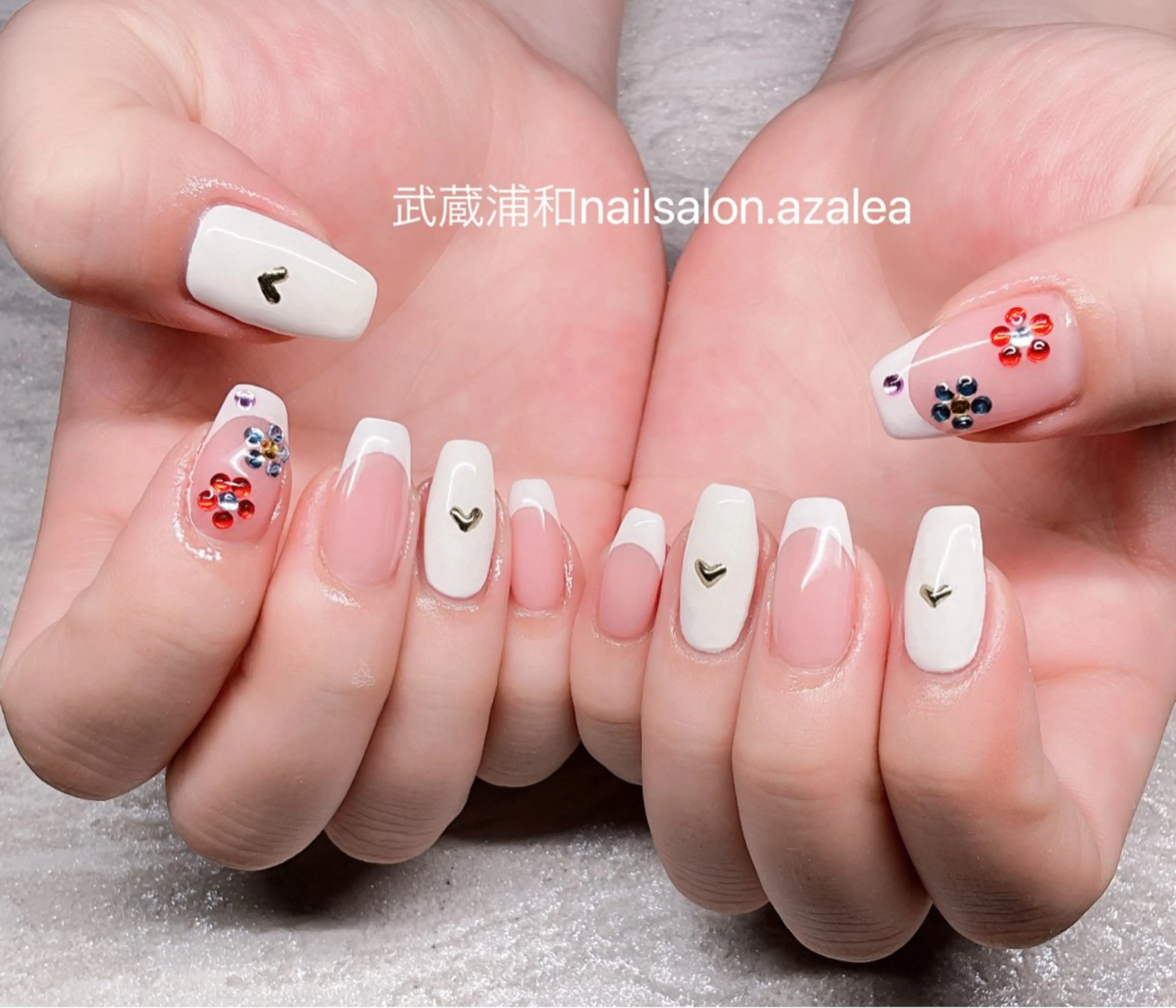 ネイル ハンドネイル R inのネイルデザイン