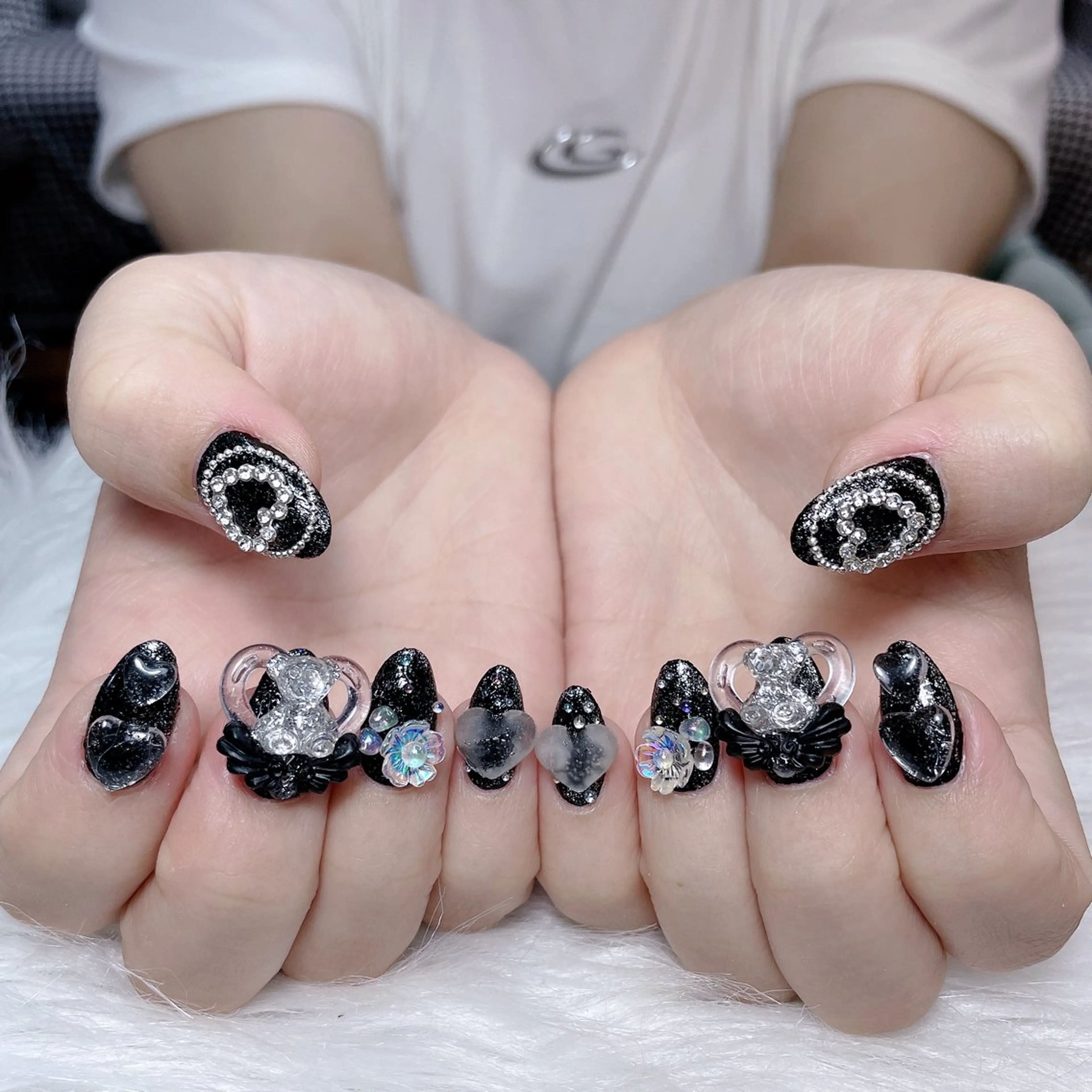 ネイル ハート 韓国ネイル 夏ネイル ワンホンネイル ハンドネイル Melody Nail所属・Melody  3D/スカルプ専門店のネイルデザイン