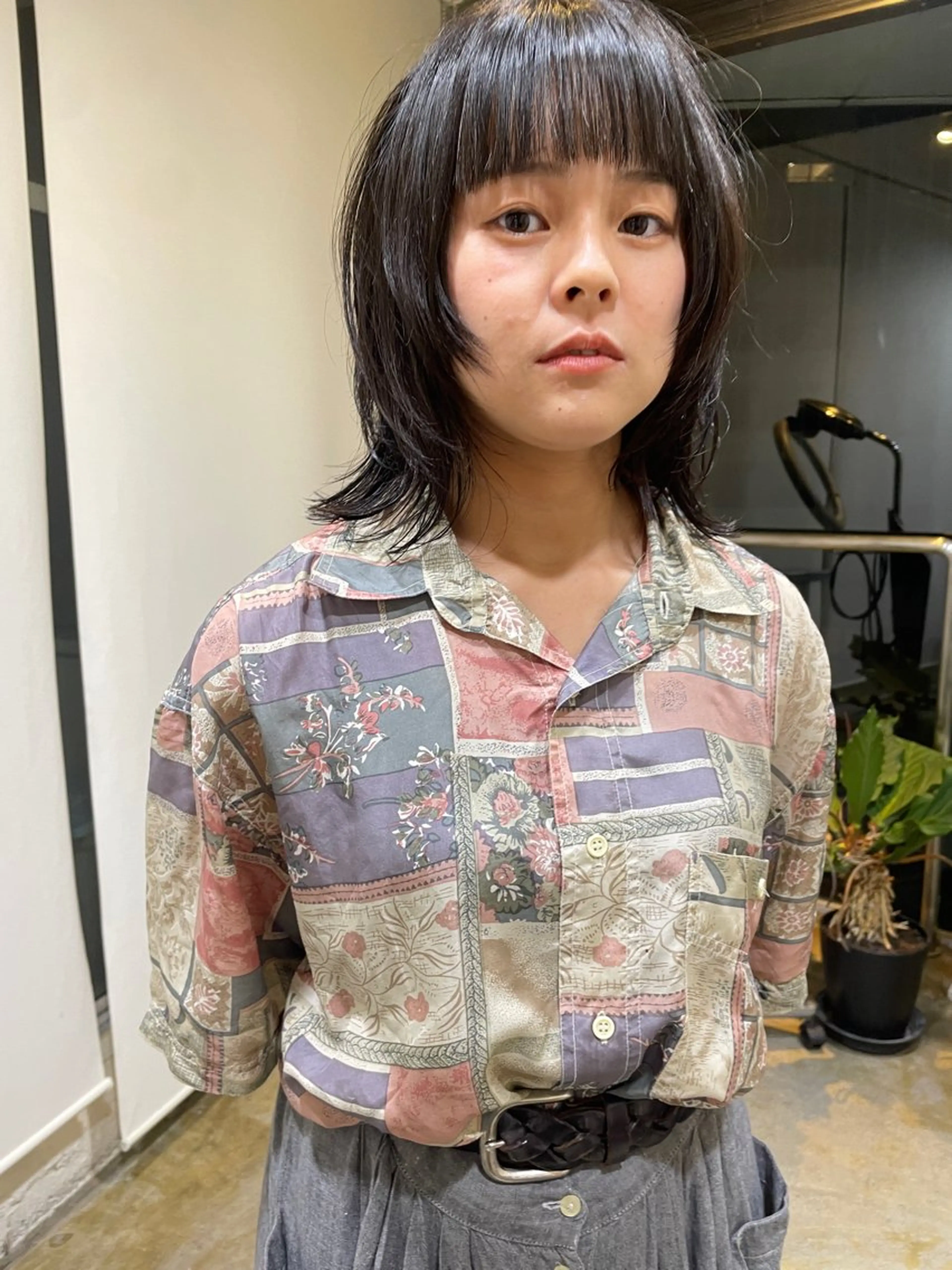 ミディアム カラー パーマ カット ヘアカラー パーマ トリートメント レイヤー／似合わせ TAKUYAのヘアスタイル