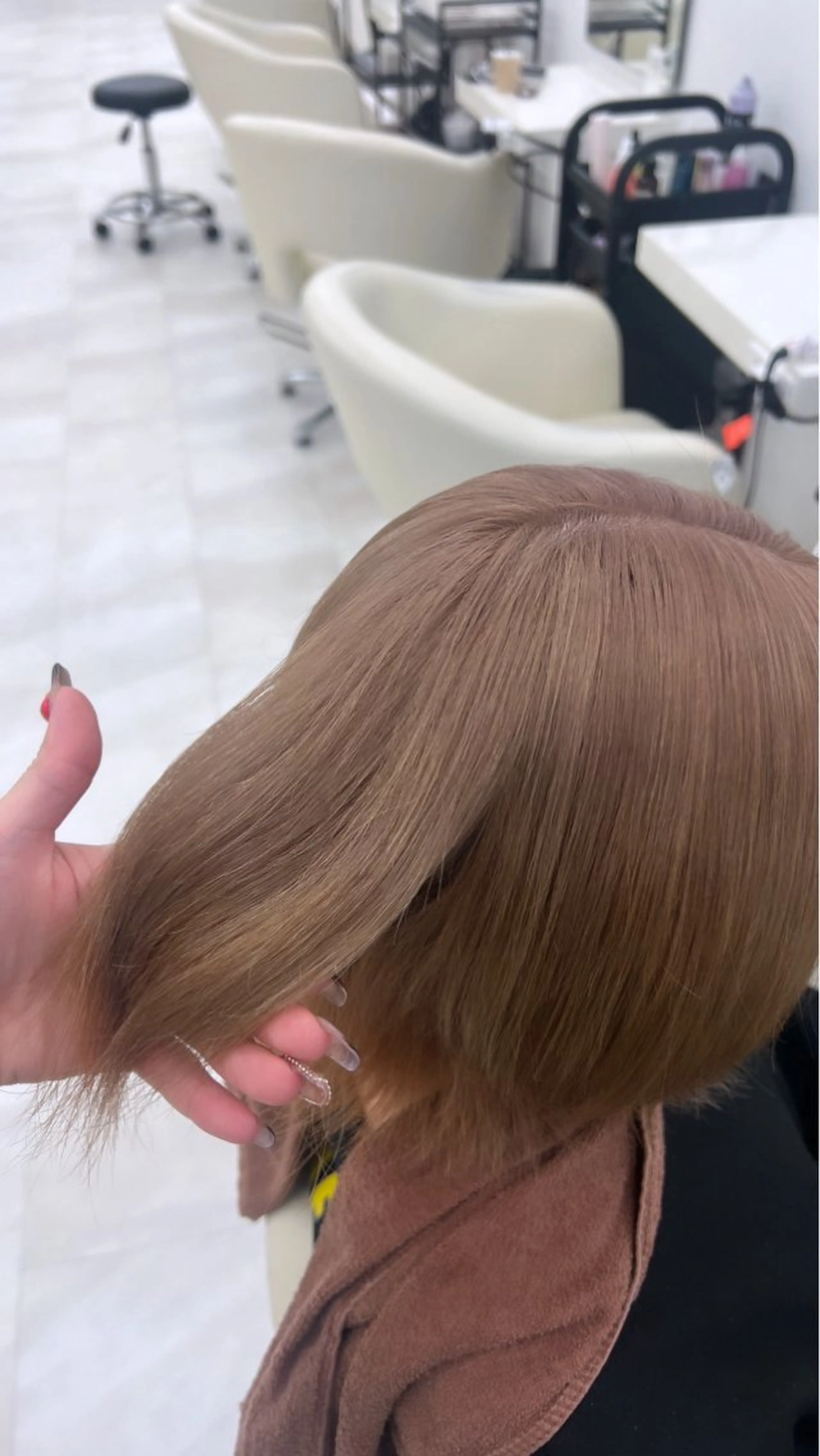 ショート カラー リコ ハッシュカット 韓国レイヤーのヘアスタイル