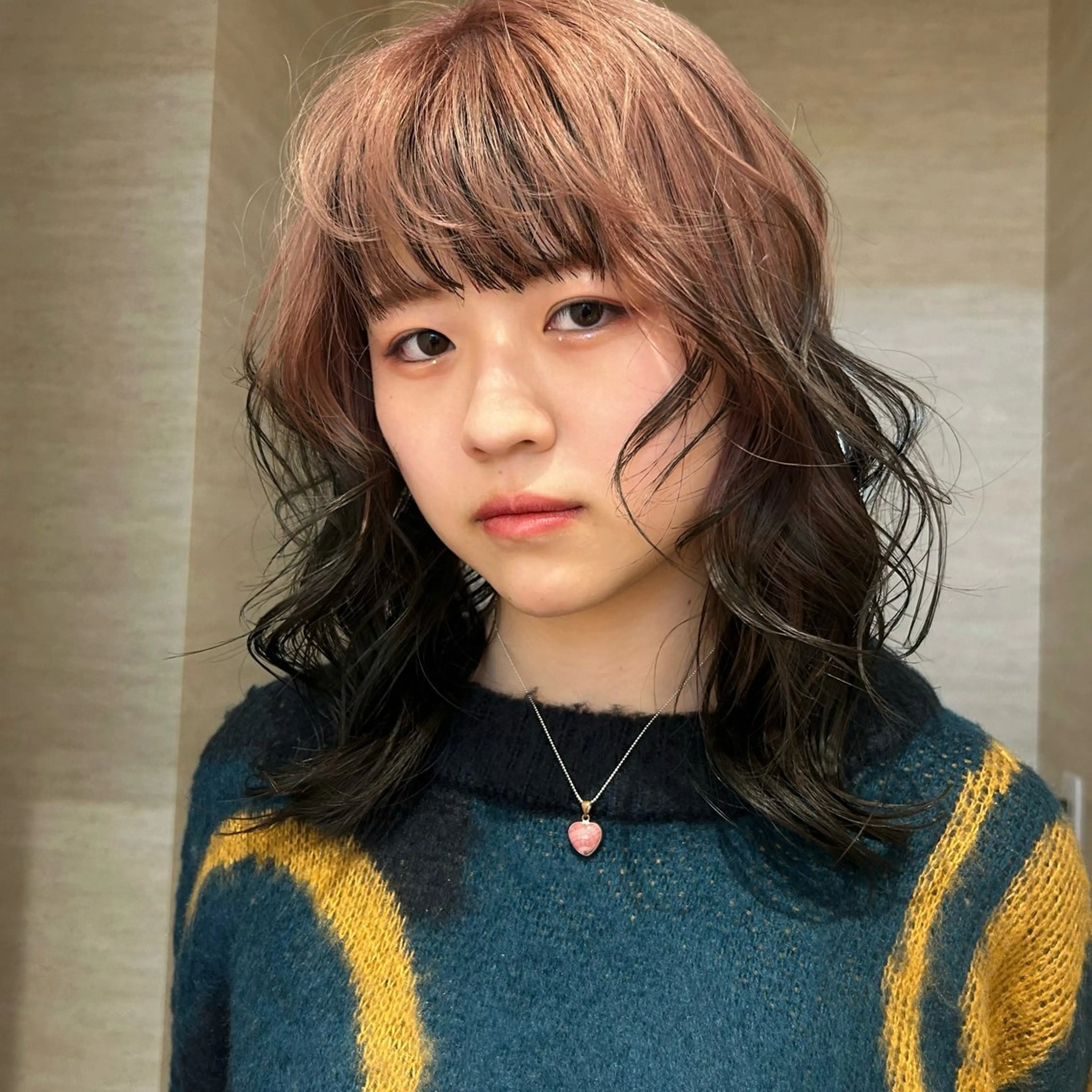 ミディアム カラー カット ヘアカラー トリートメント レイヤー/ブリーチ/ 渋谷/ルル⭐️のヘアスタイル