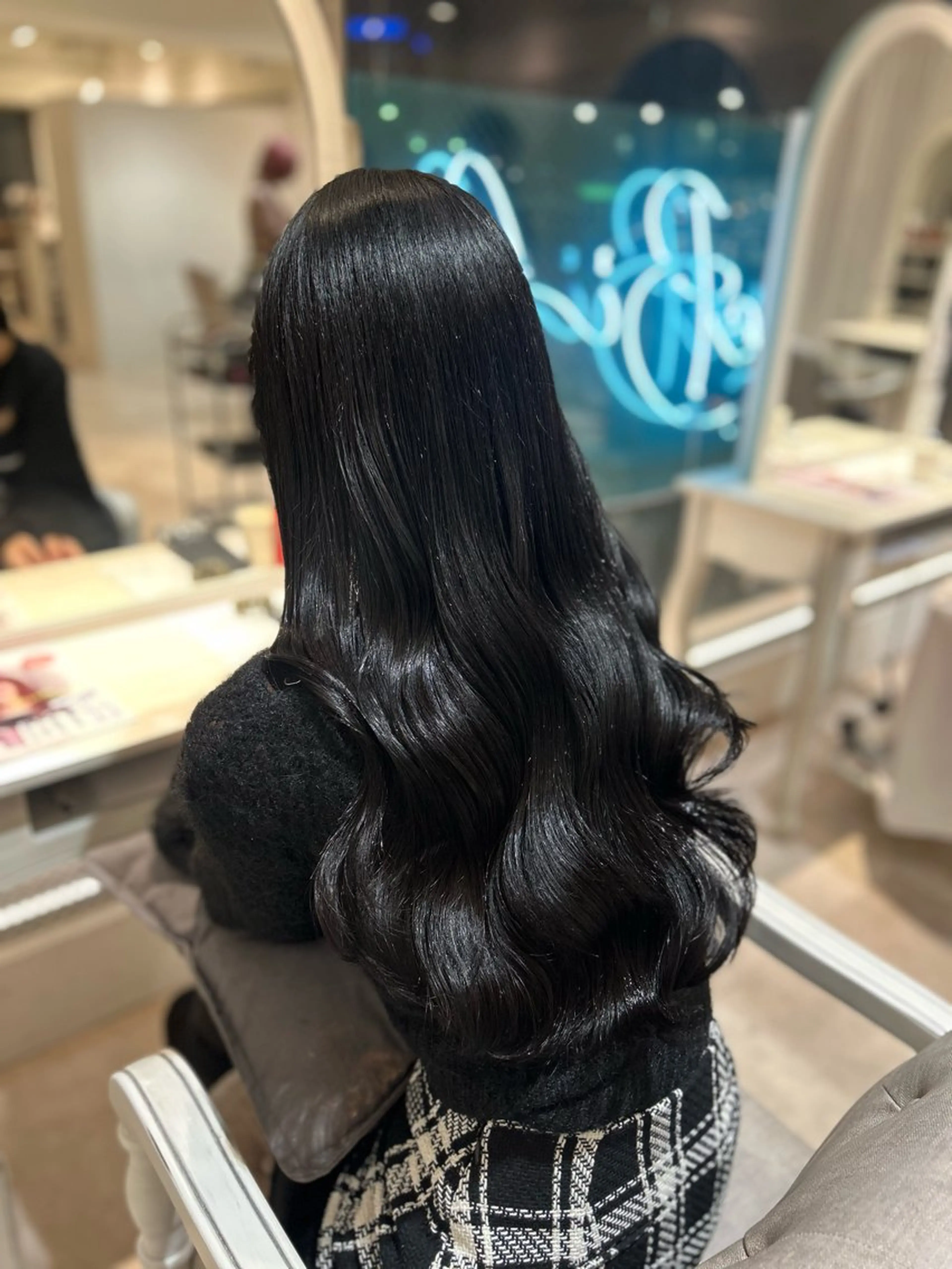 ロング 韓国風ヘア レイヤーカット ヘアカラー CLETO Licaのヘアスタイル