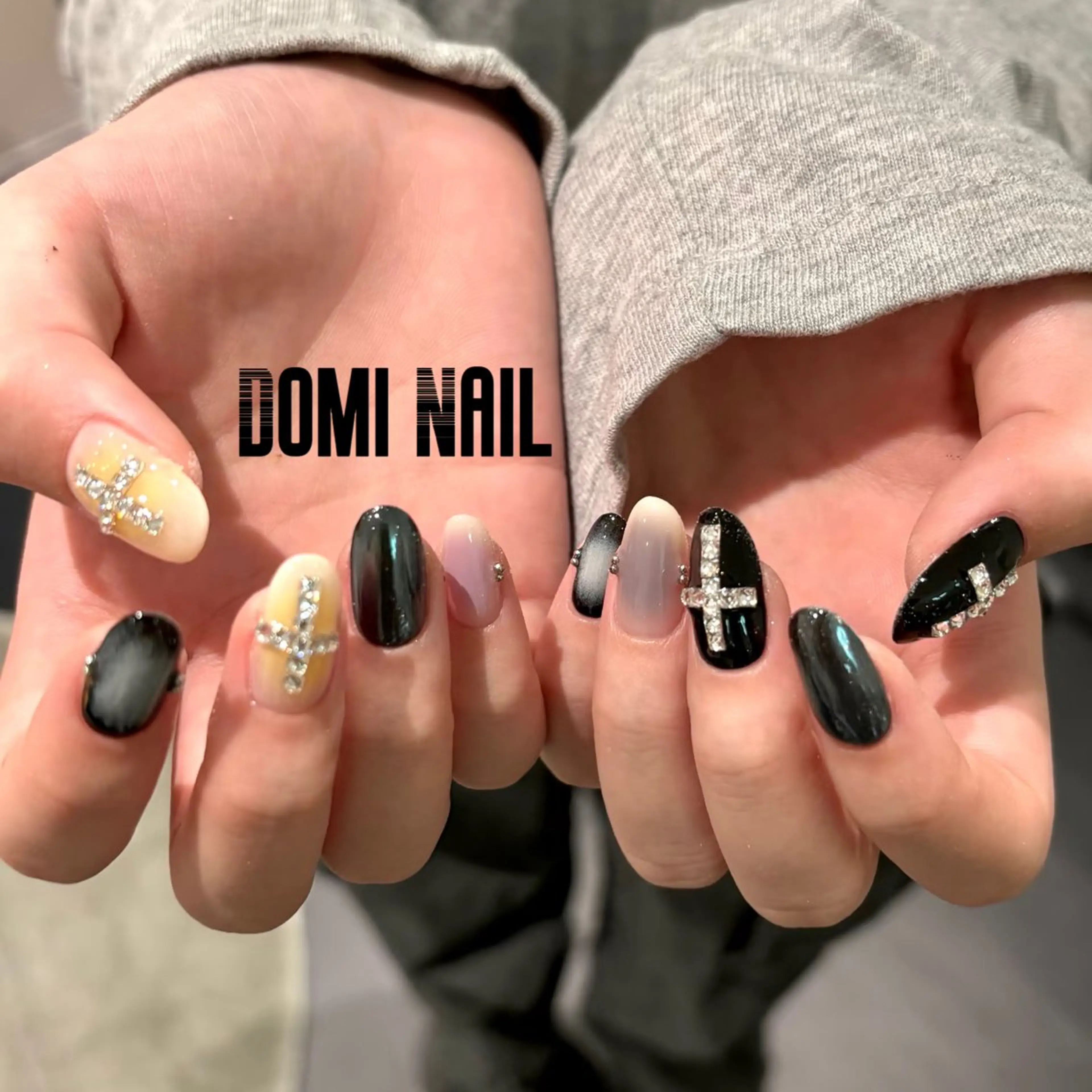 ネイル 持ち込み ハンドネイル Domi Nail Salonのネイルデザイン