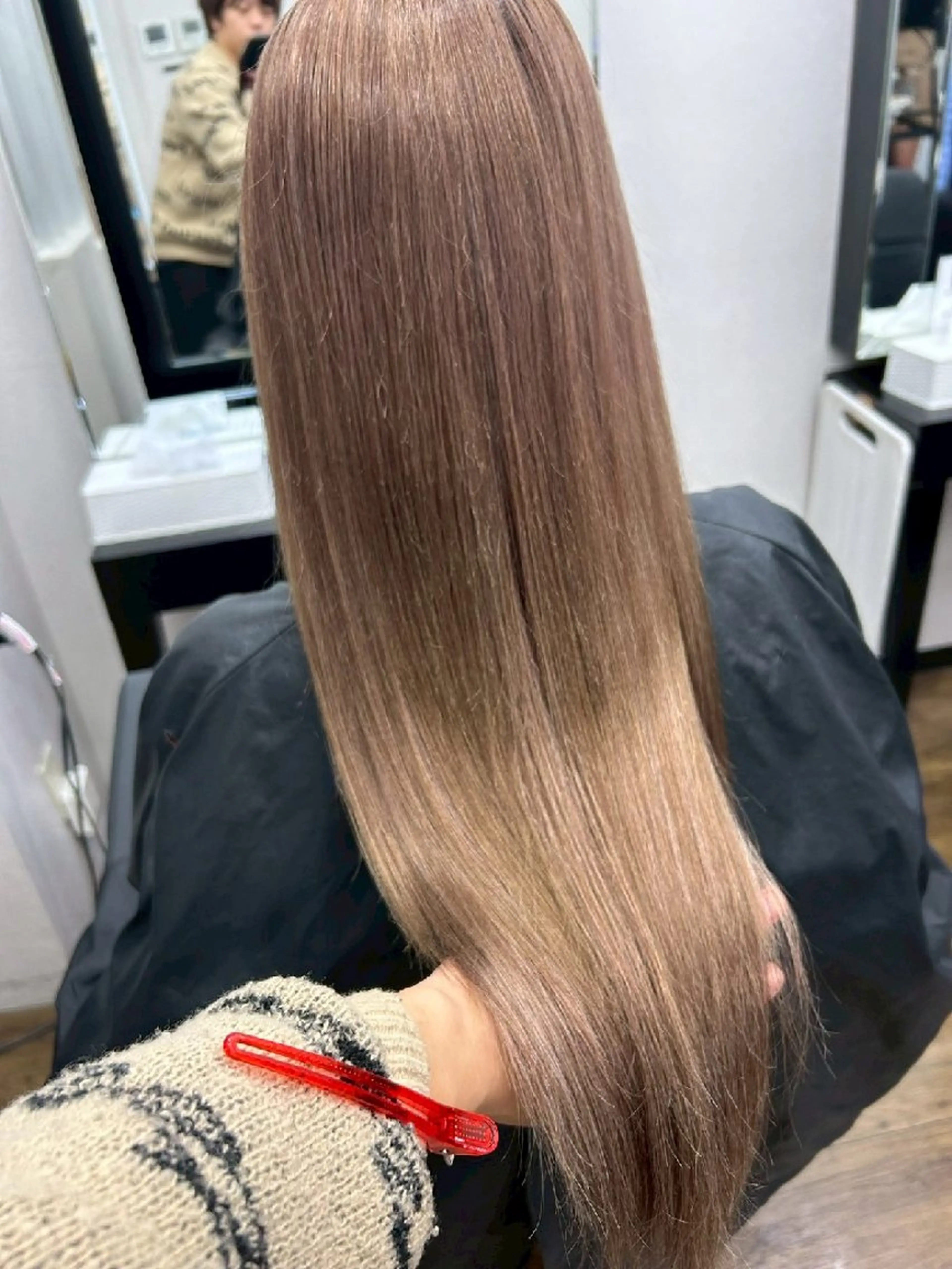 ロング カラー 髪質改善 ヘアカラー トリートメント ベルグロー アルファのヘアスタイル