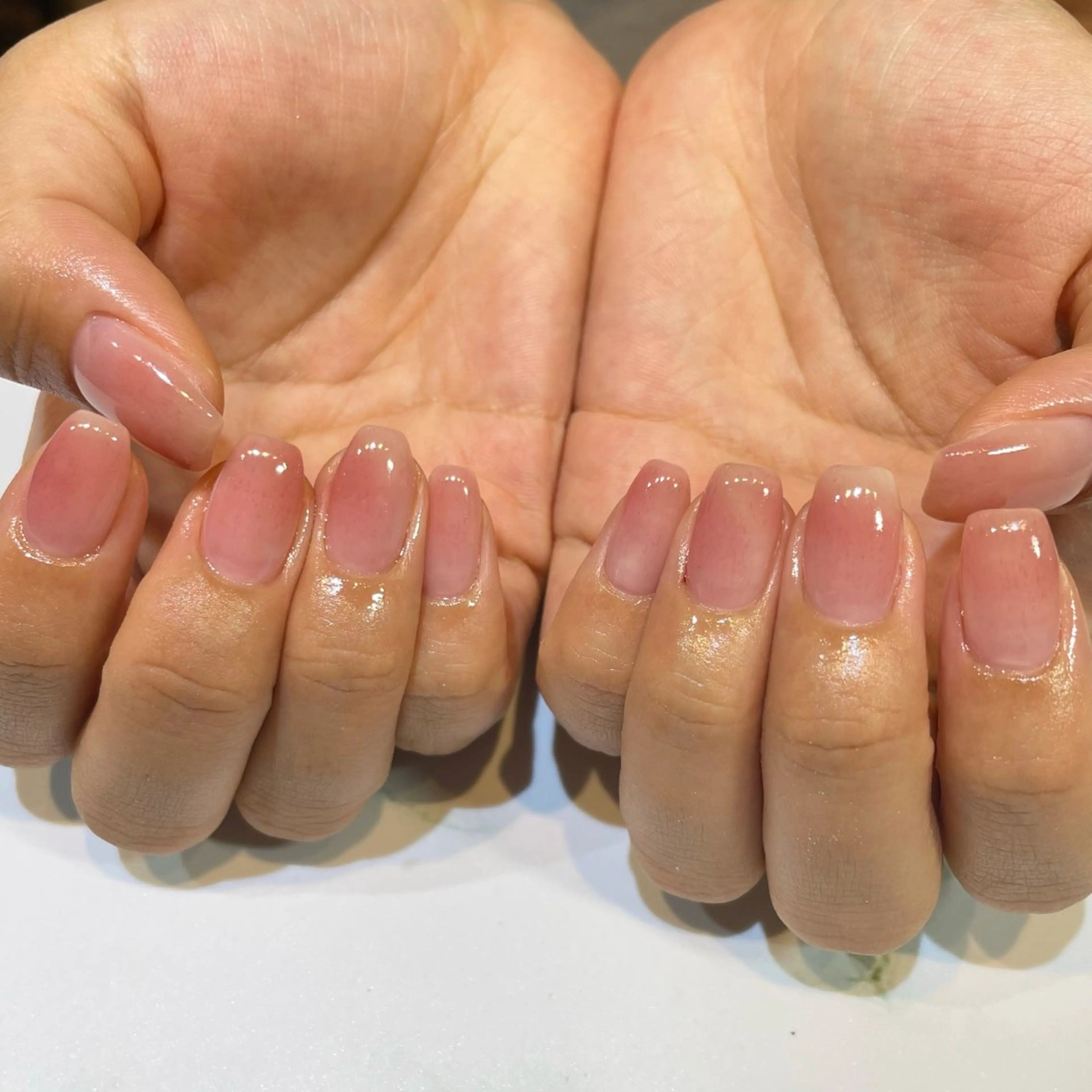 ネイル 持ち込み ニュアンスネイル 糀屋 彩奈のネイルデザイン