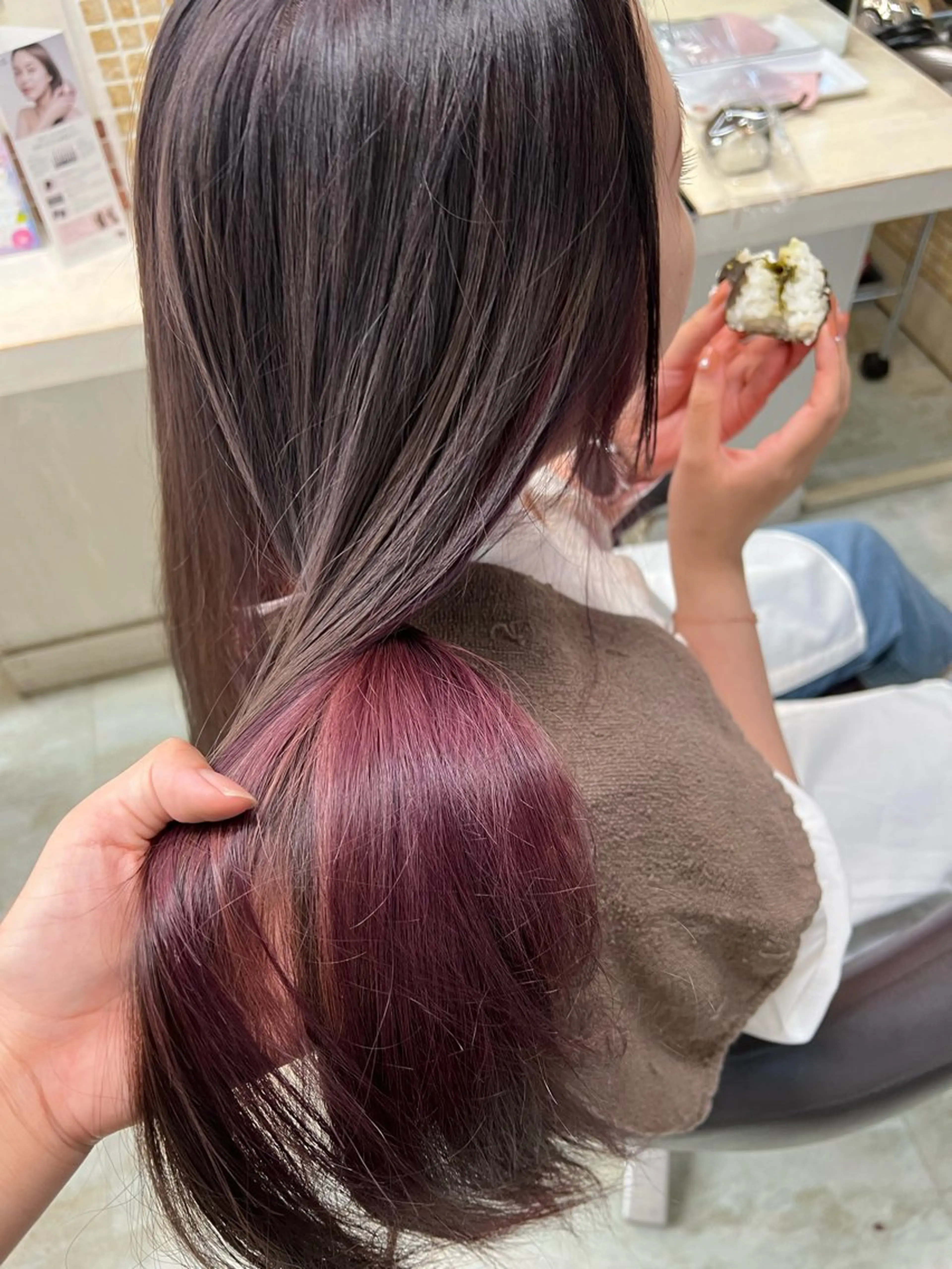 ロング カラー ラベンダーカラー ラベンダーグレー ピンクカラー 切りっぱなし/ レイヤー/ももかのヘアスタイル